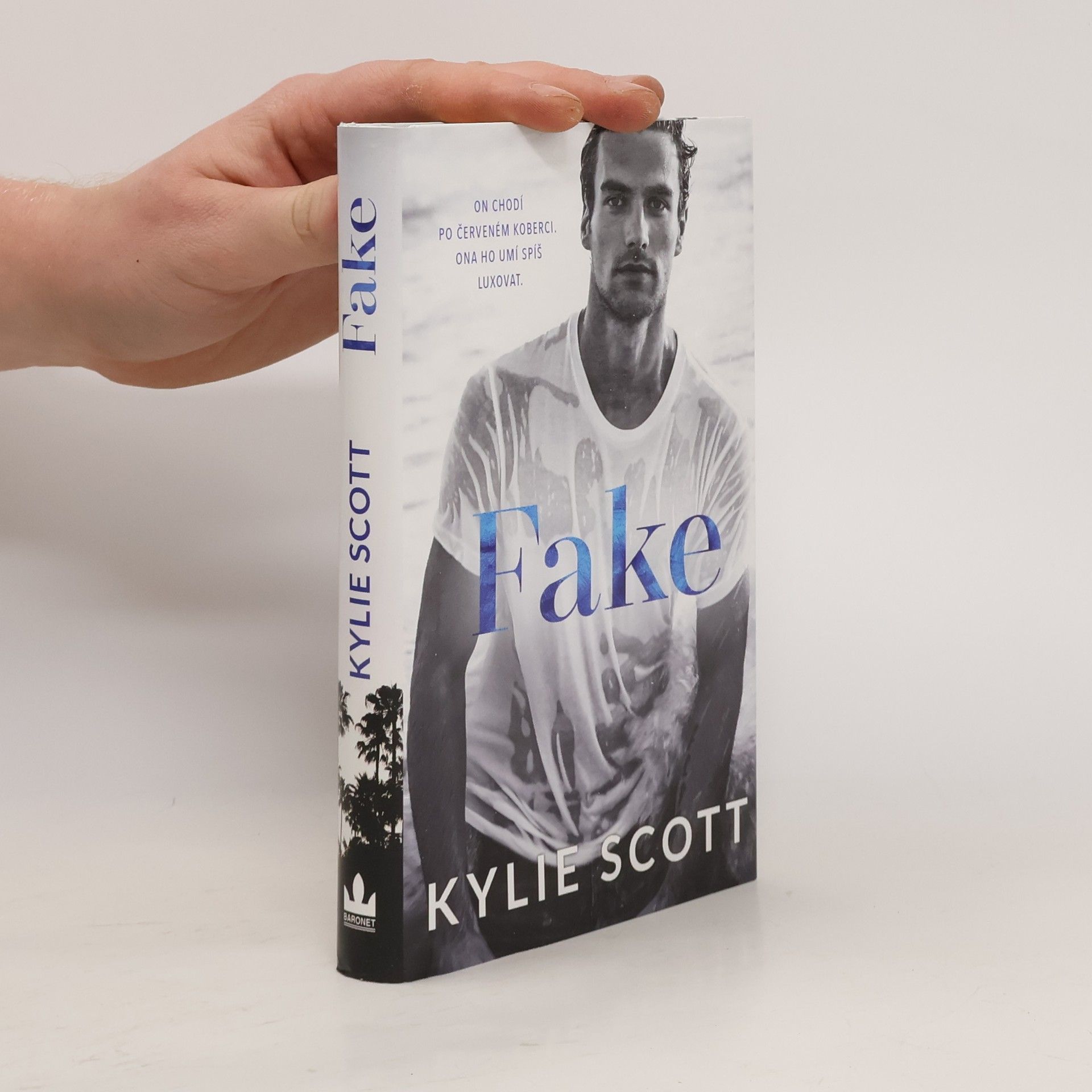 Kylie Scott Fake: West Hollywood.