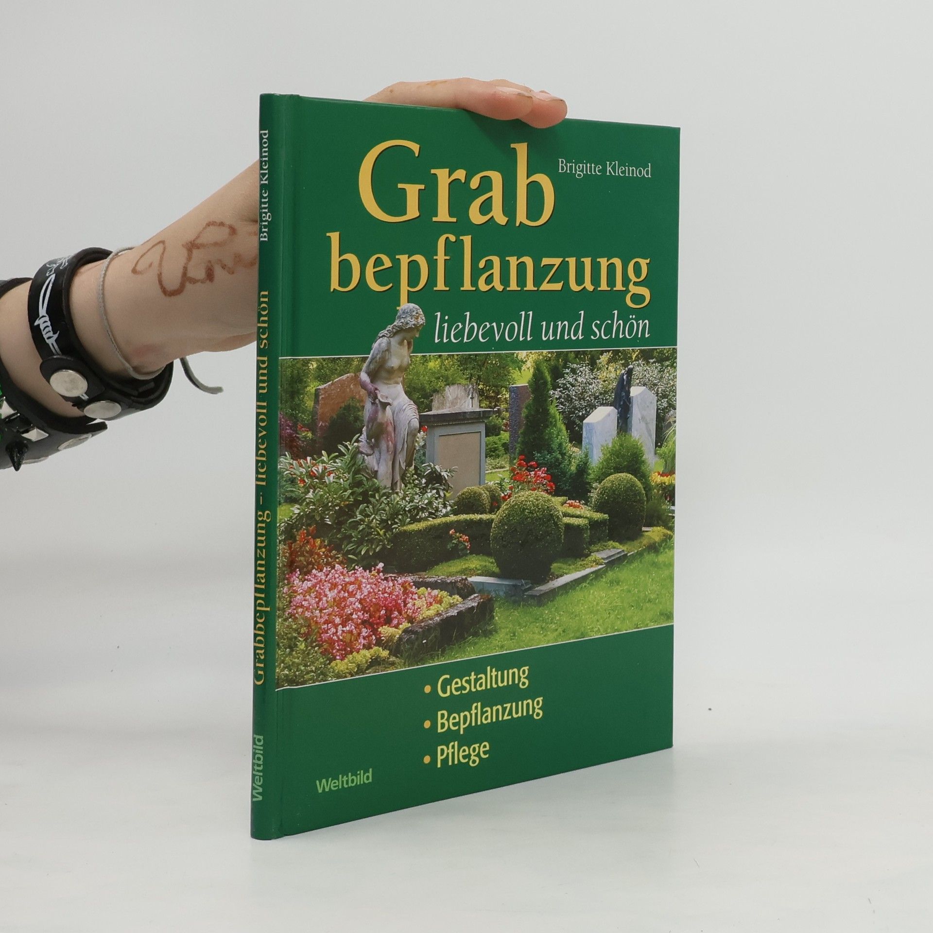 Brigitte Kleinod Grabbepflanzung liebevoll und schön