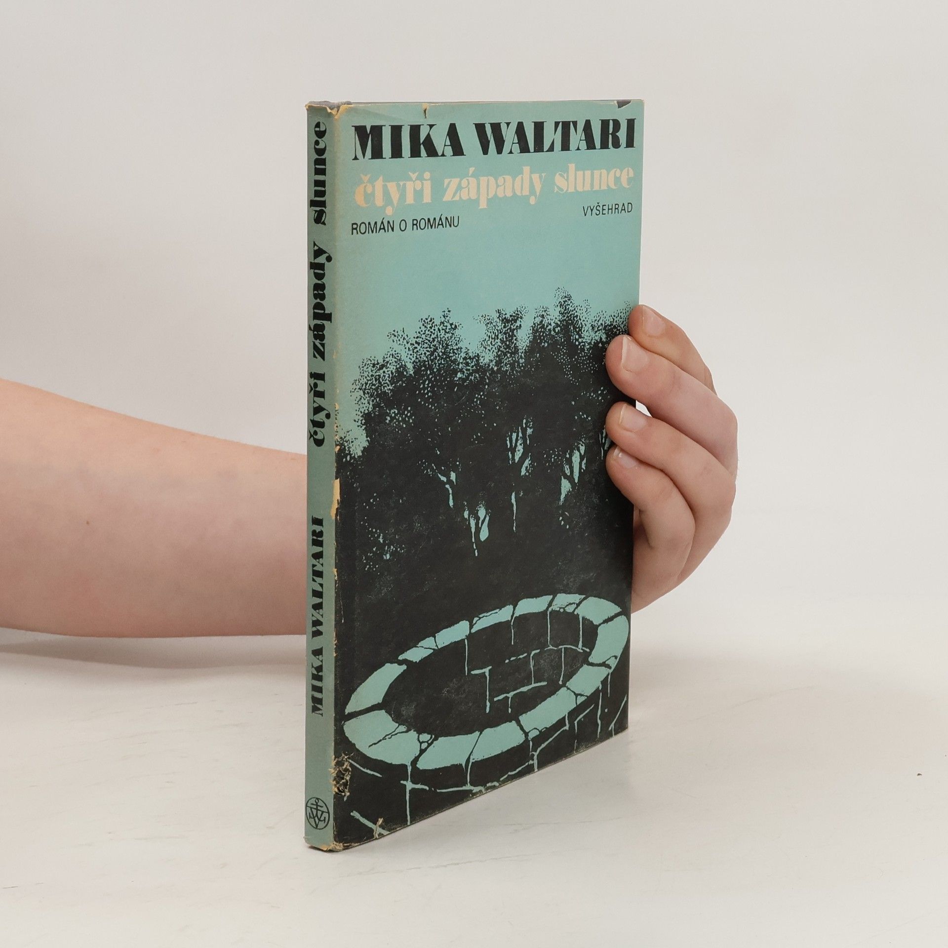 Mika Waltari Čtyři západy slunce