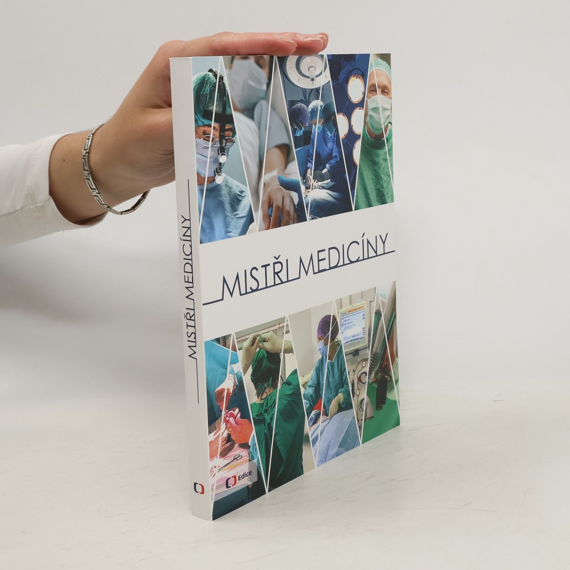 Collective Mistři medicíny