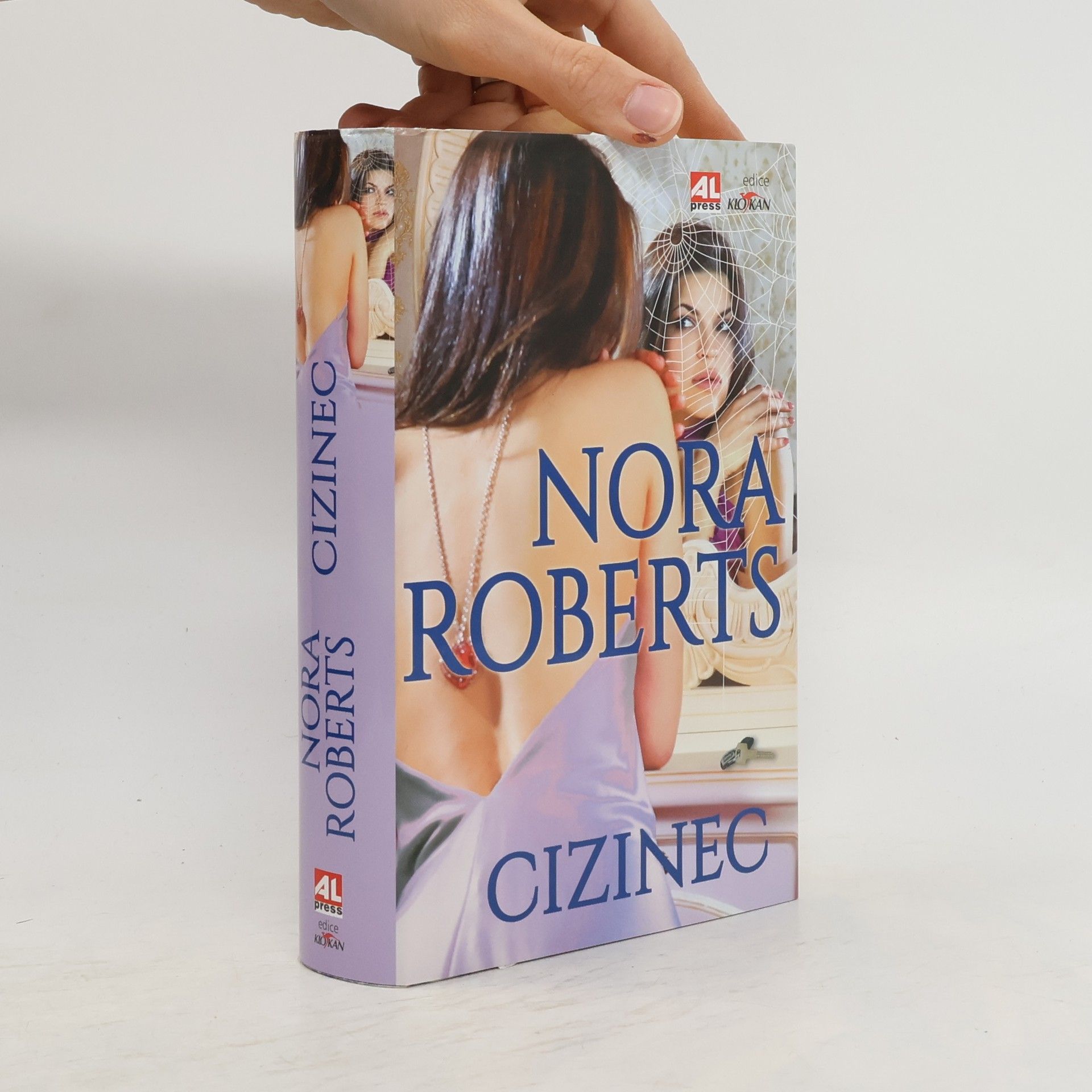 Nora Roberts Cizinec
