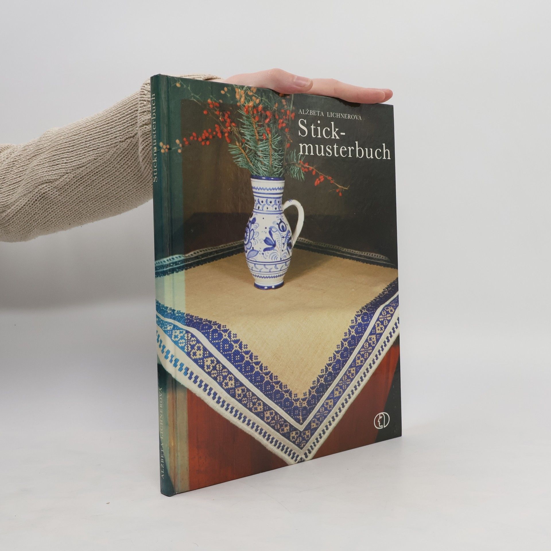 Alžbeta Lichnerová Stick-musterbuch