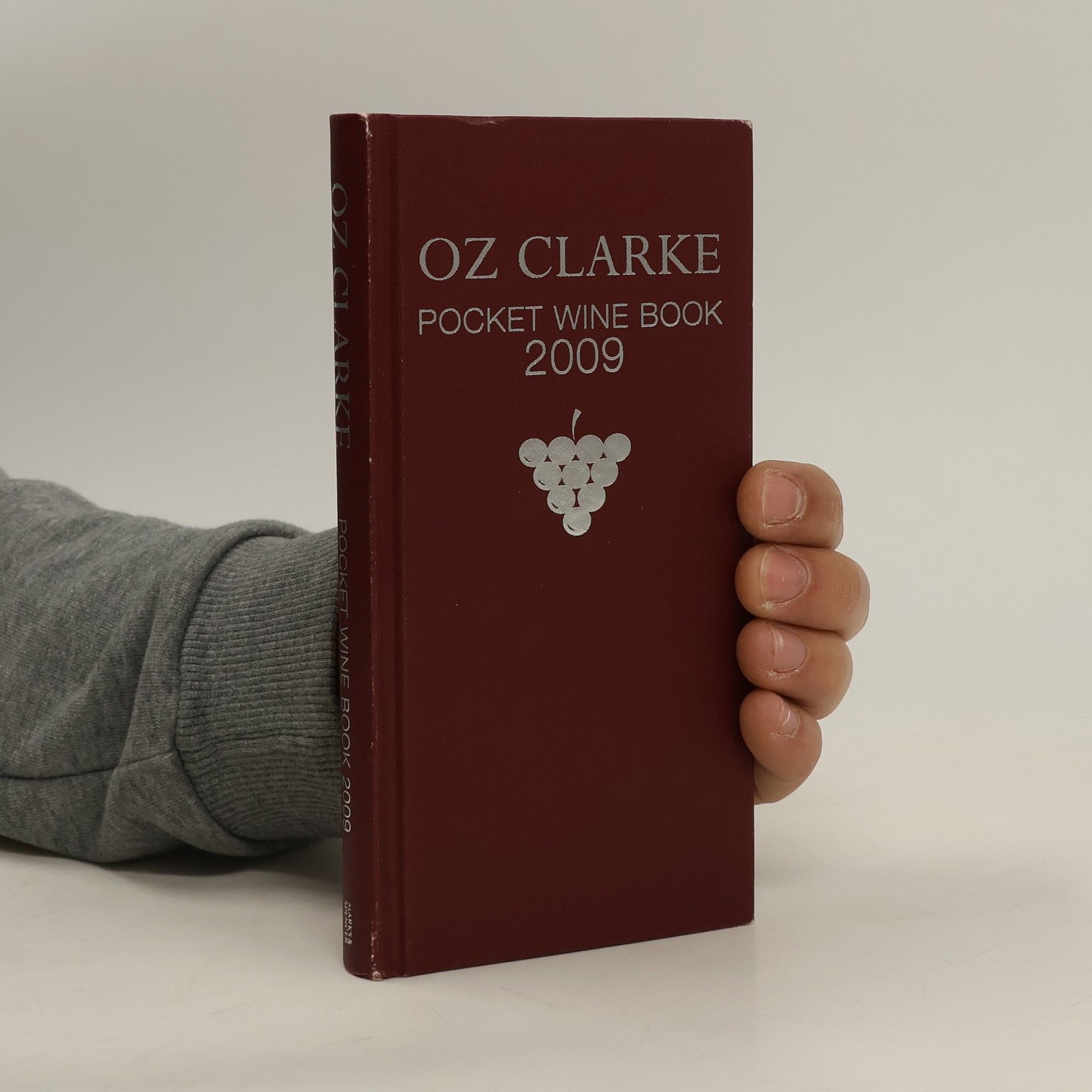 Oz Clarke Pocket wine book 2009