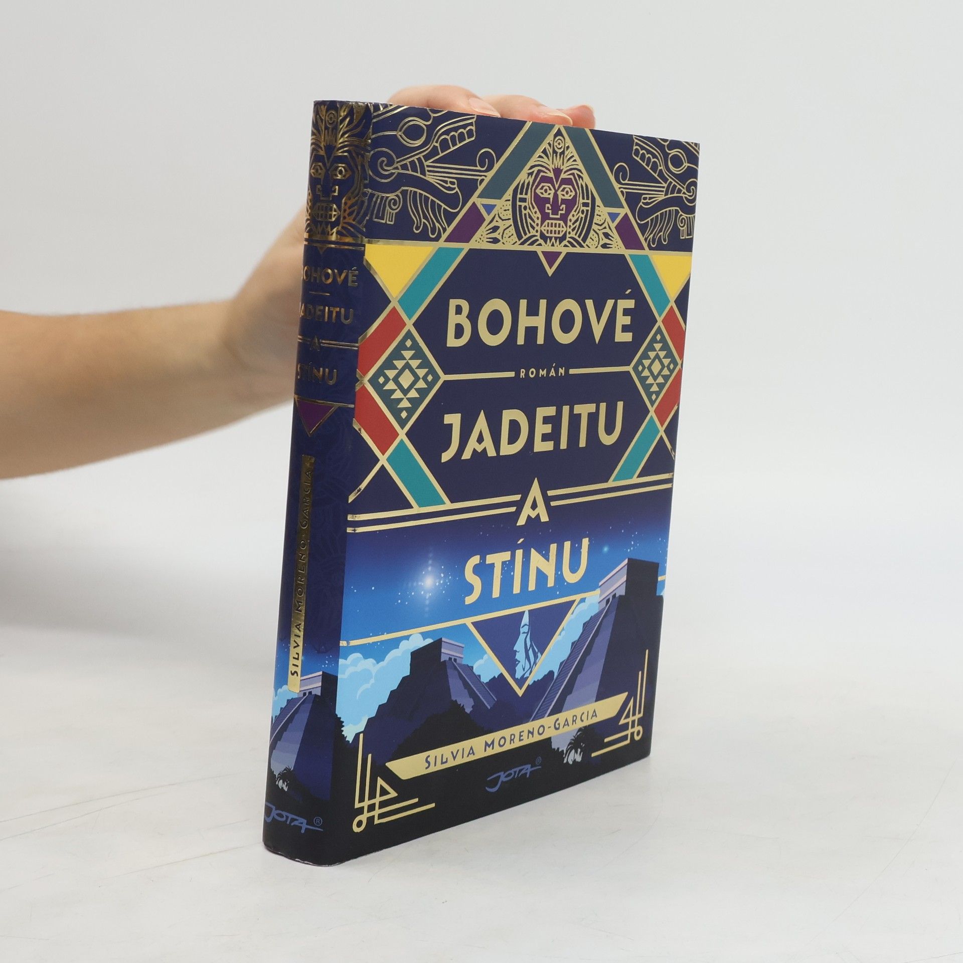 Silvia Moreno-Garcia Bohové jadeitu a stínu