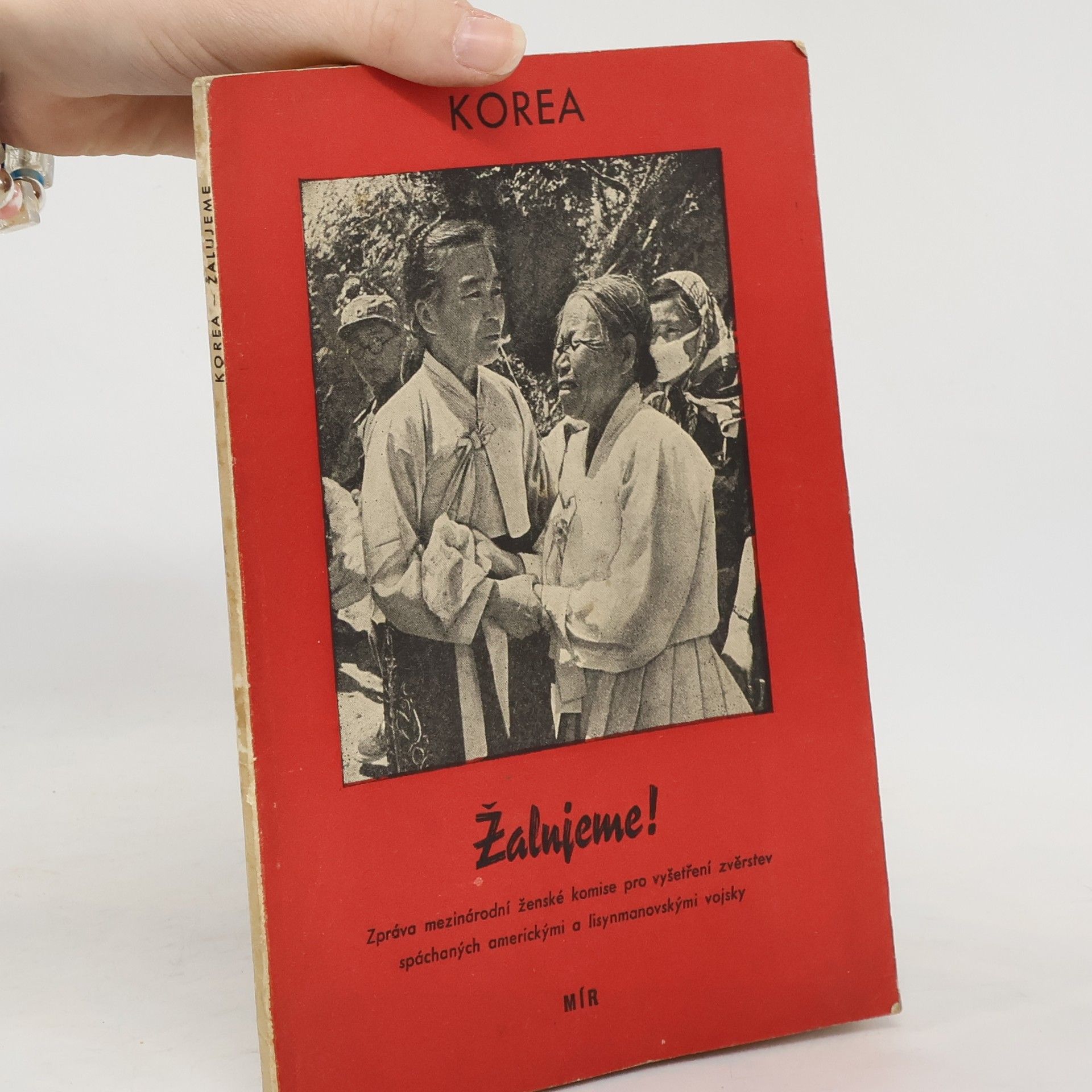 Collectif d'auteurs Žalujeme