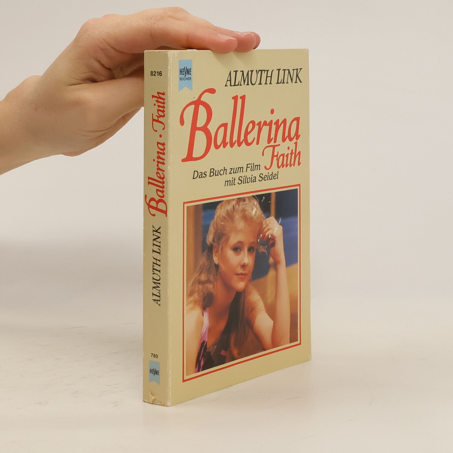 Almuth Link Ballerina