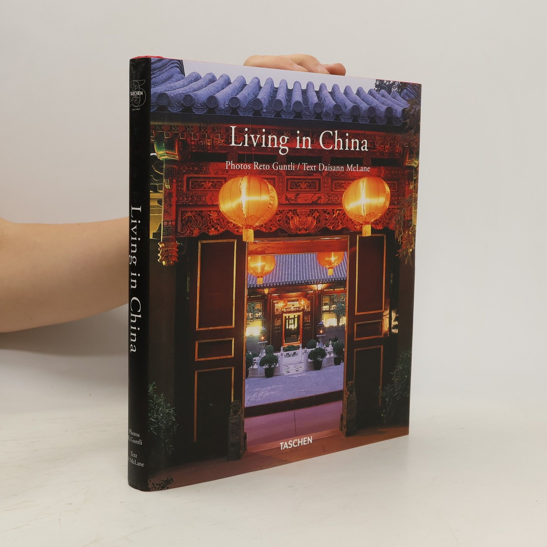 Reto Guntli Living in China
