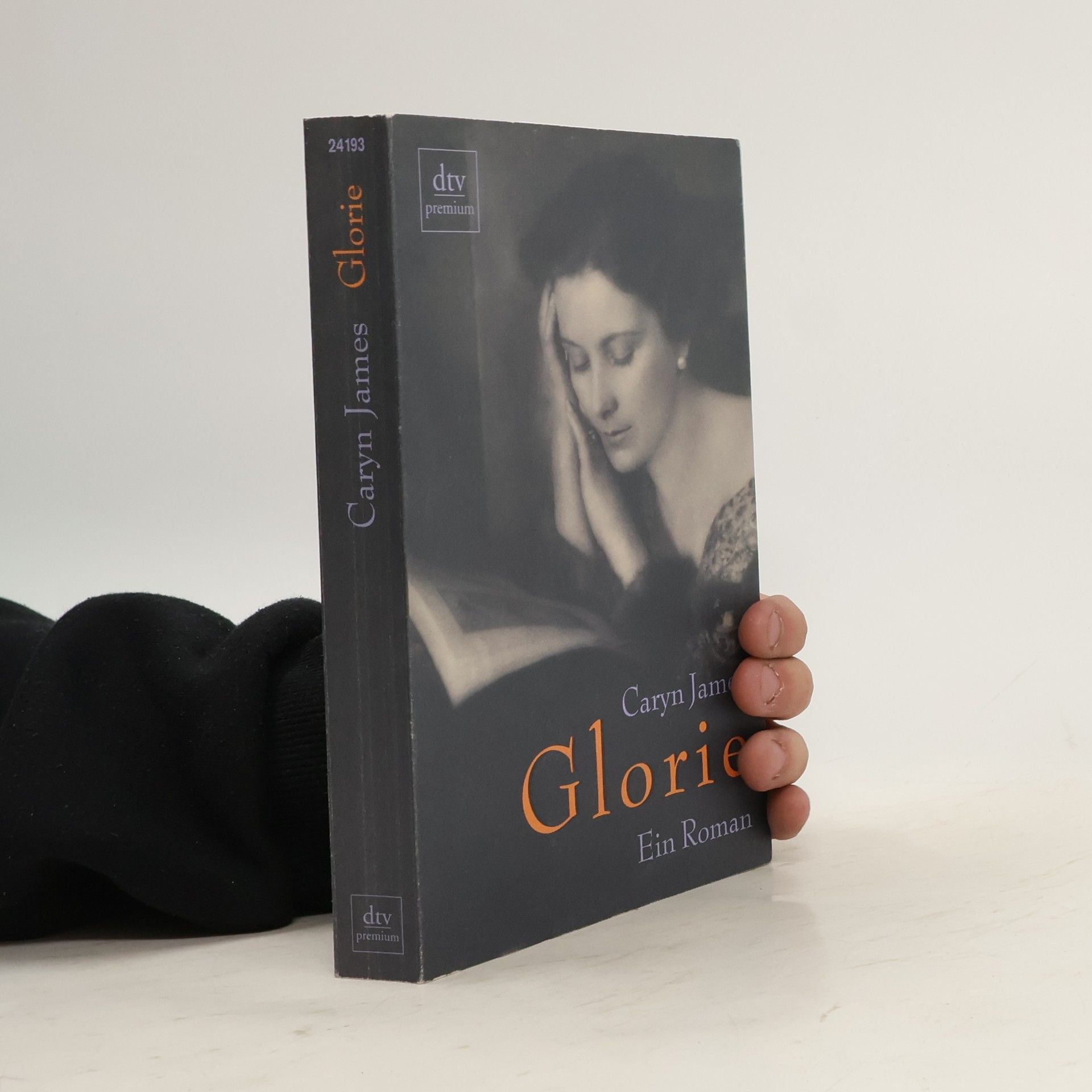 Caryn James Glorie