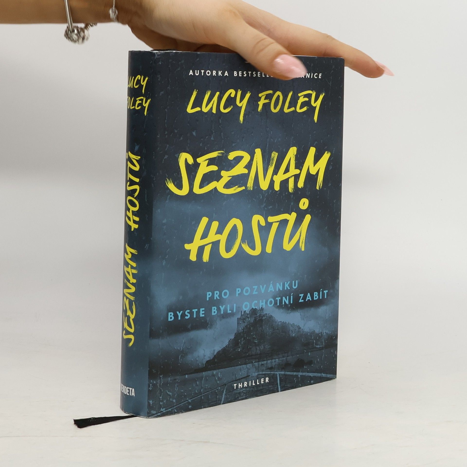 Lucy Foley Seznam hostů