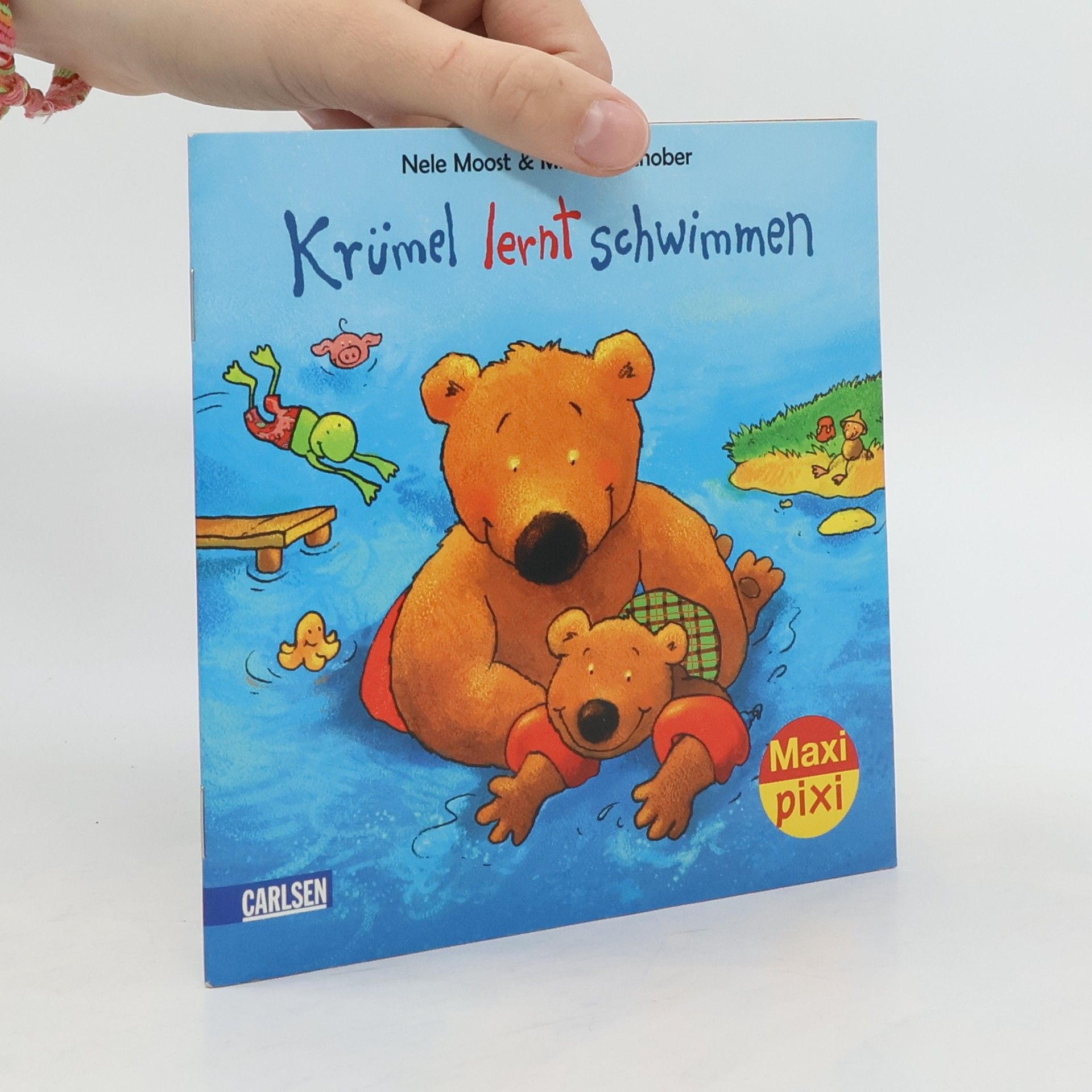 Nele Moost Krümel lernt schwimmen