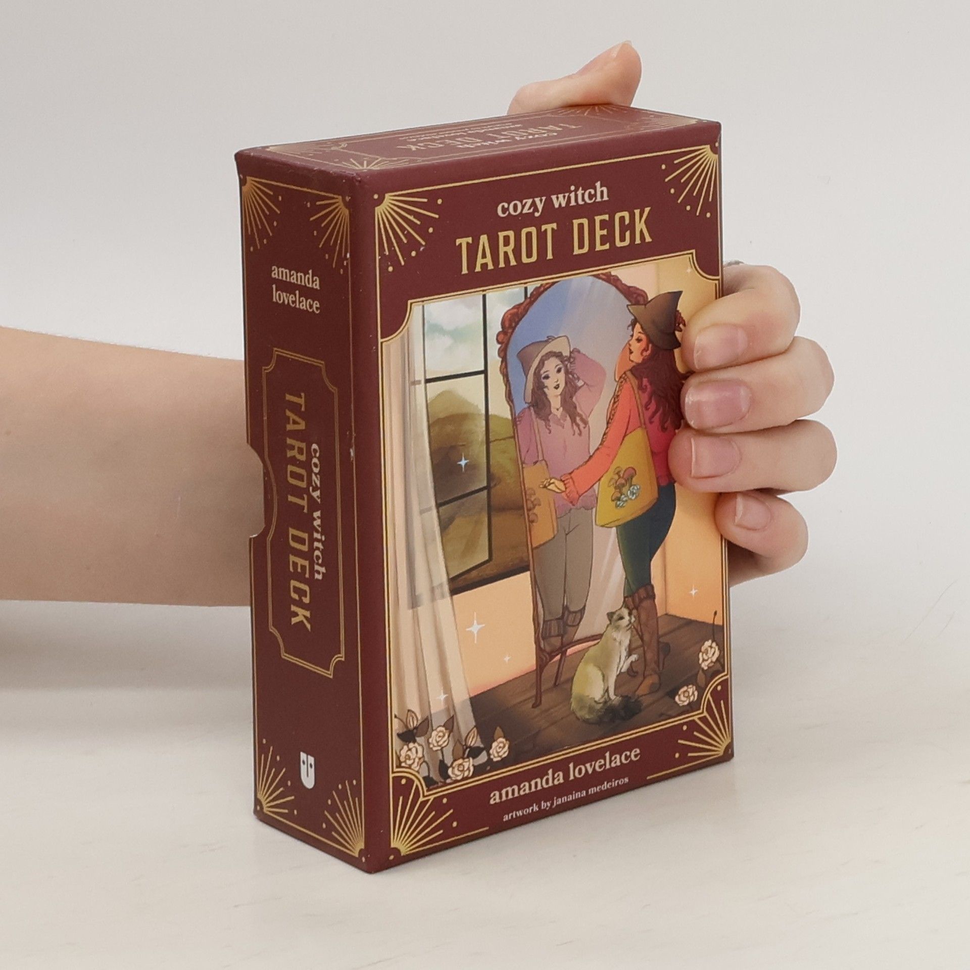 Amanda Lovelace Cozy Witch. Tarot Deck