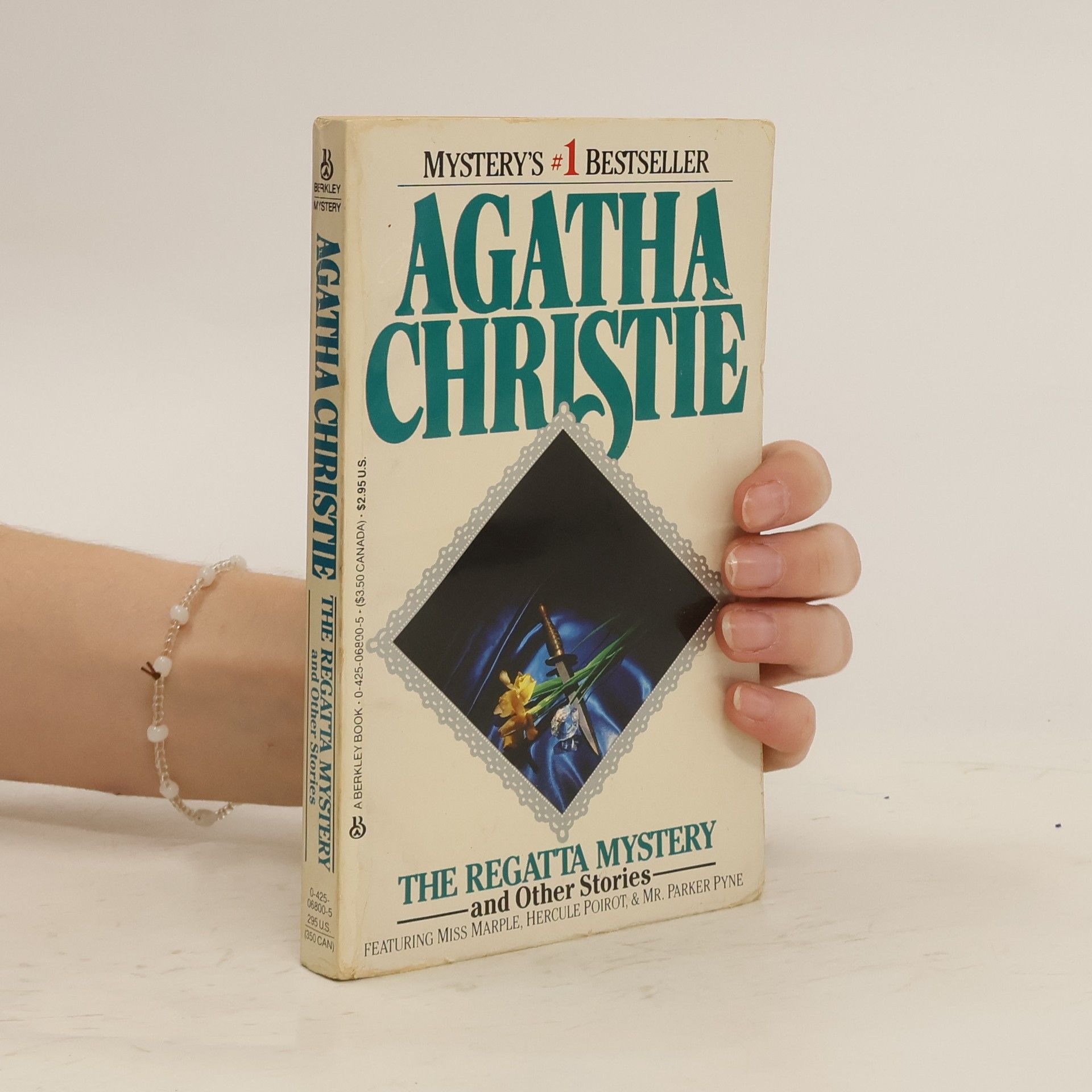 Agatha Christie The Regatta Mystery and Other Stories