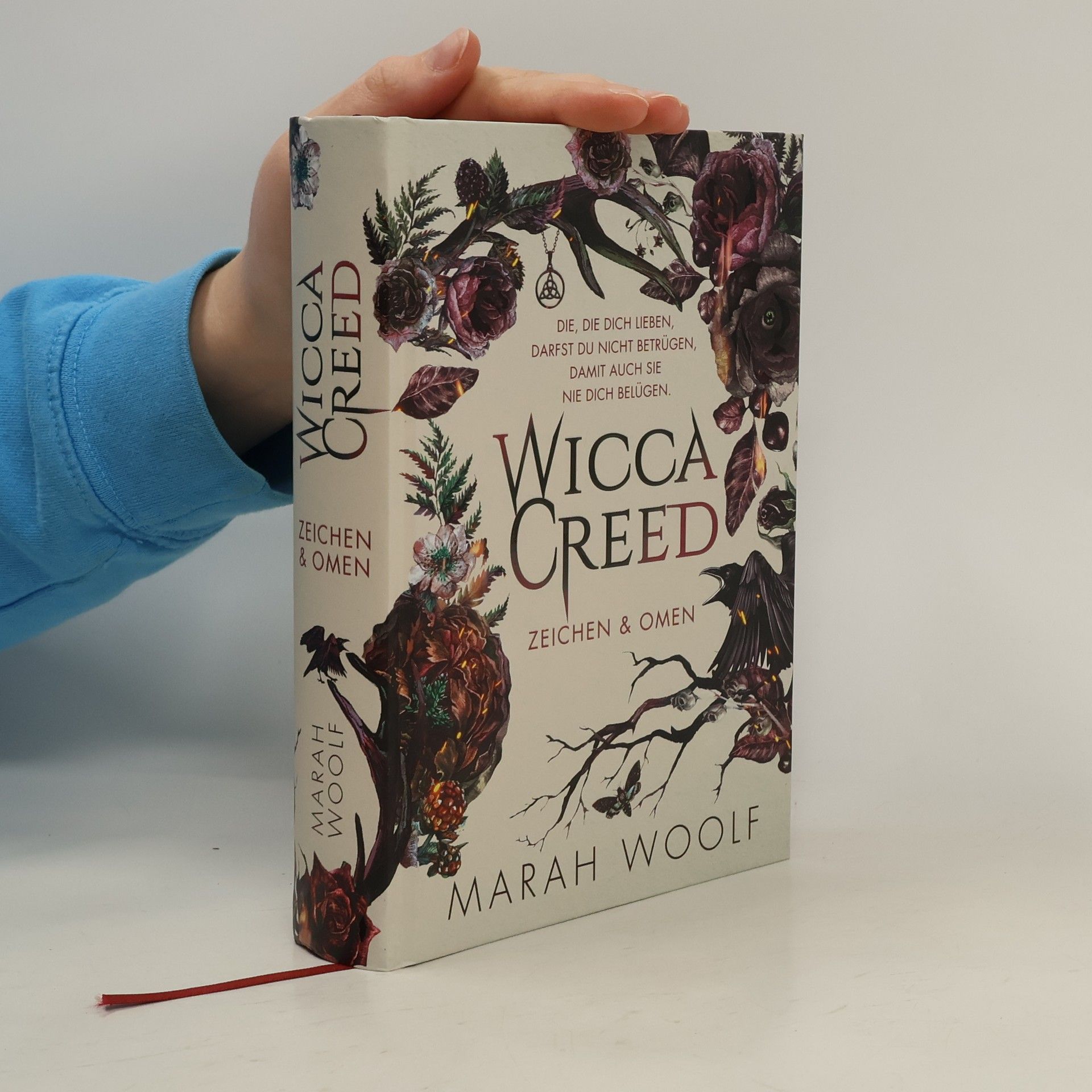 Marah Woolf WiccaCreed. Zeichen & Omen
