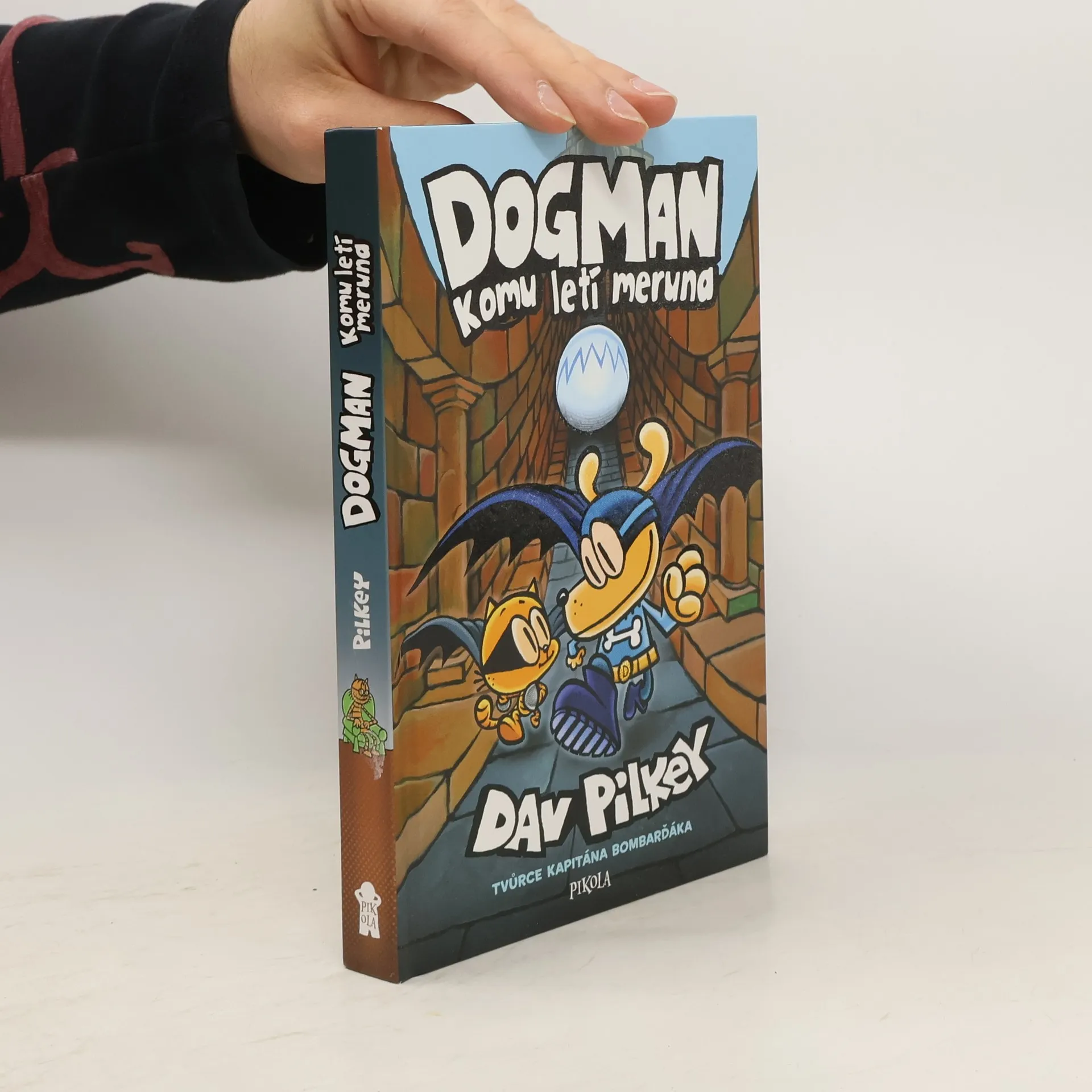 Dogman: Komu letí meruna | Kniha | pevná | Dav Pilkey | CS