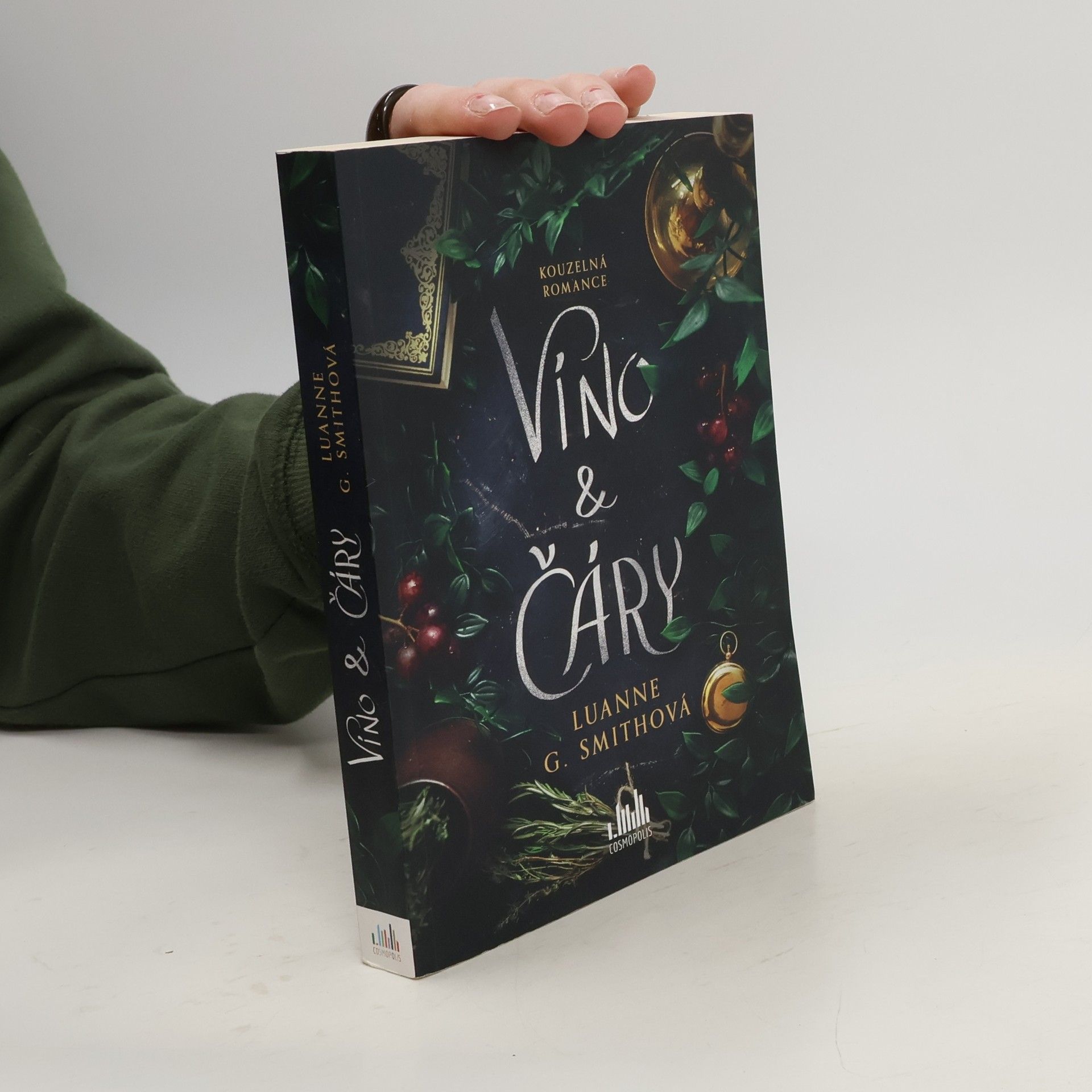 Luanne G. Smith Víno & čáry