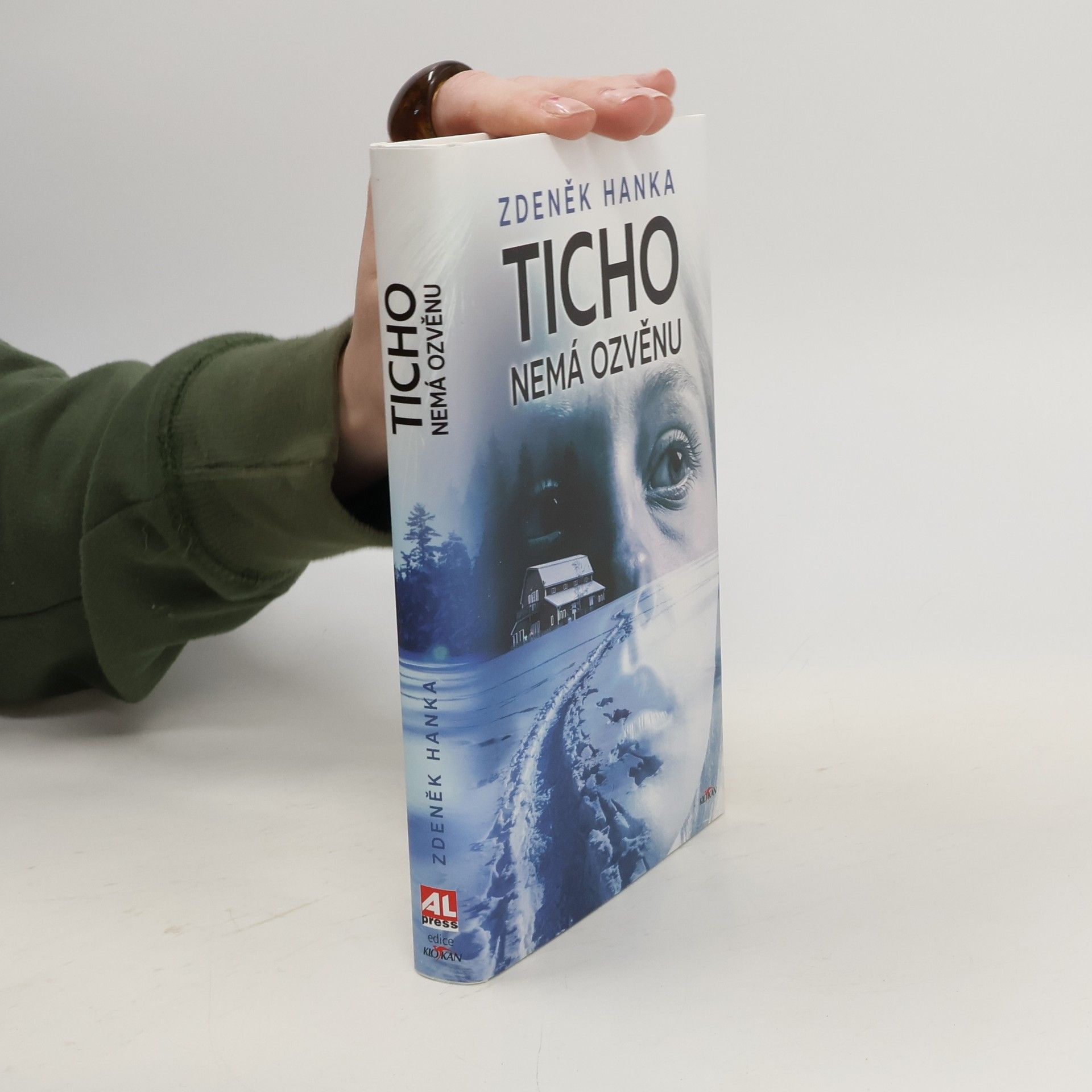 Zdeněk Hanka Ticho nemá ozvěnu