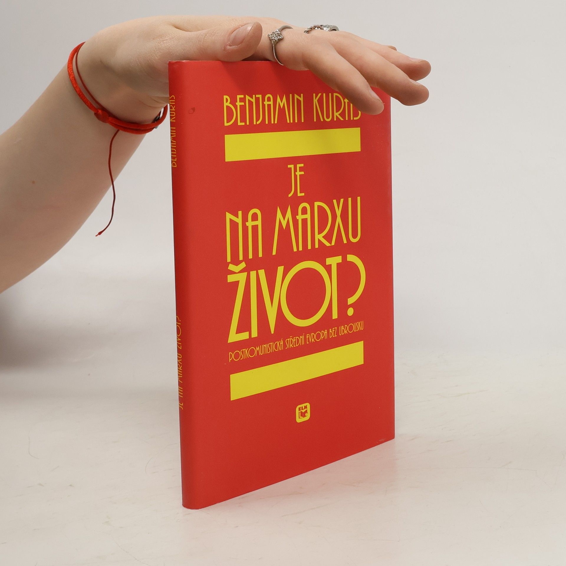 Benjamin Kuras Je na Marxu život?