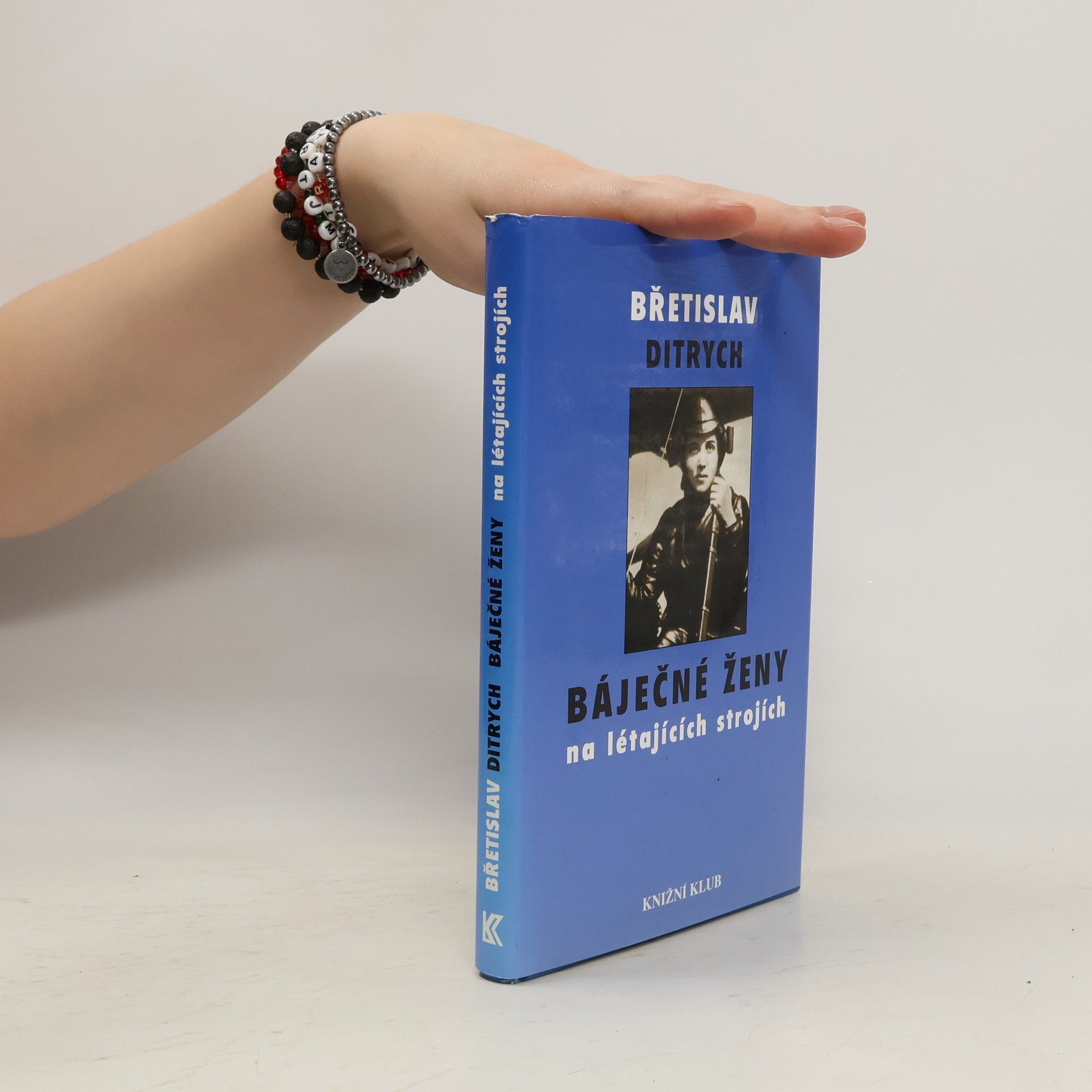 Břetislav Ditrych Báječné ženy na létajících strojích