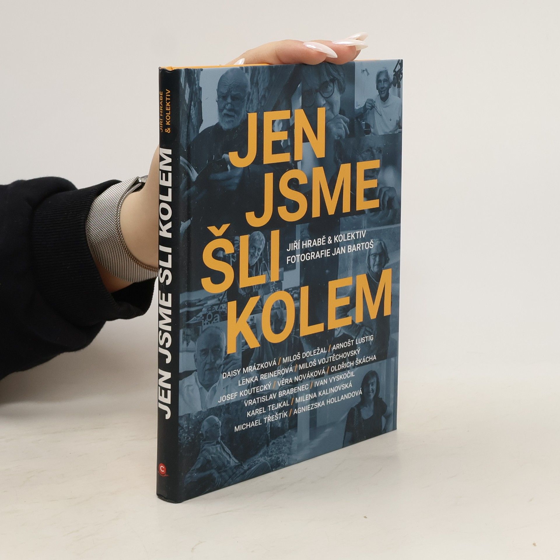 Jiří Hrabě Jen jsme šli kolem