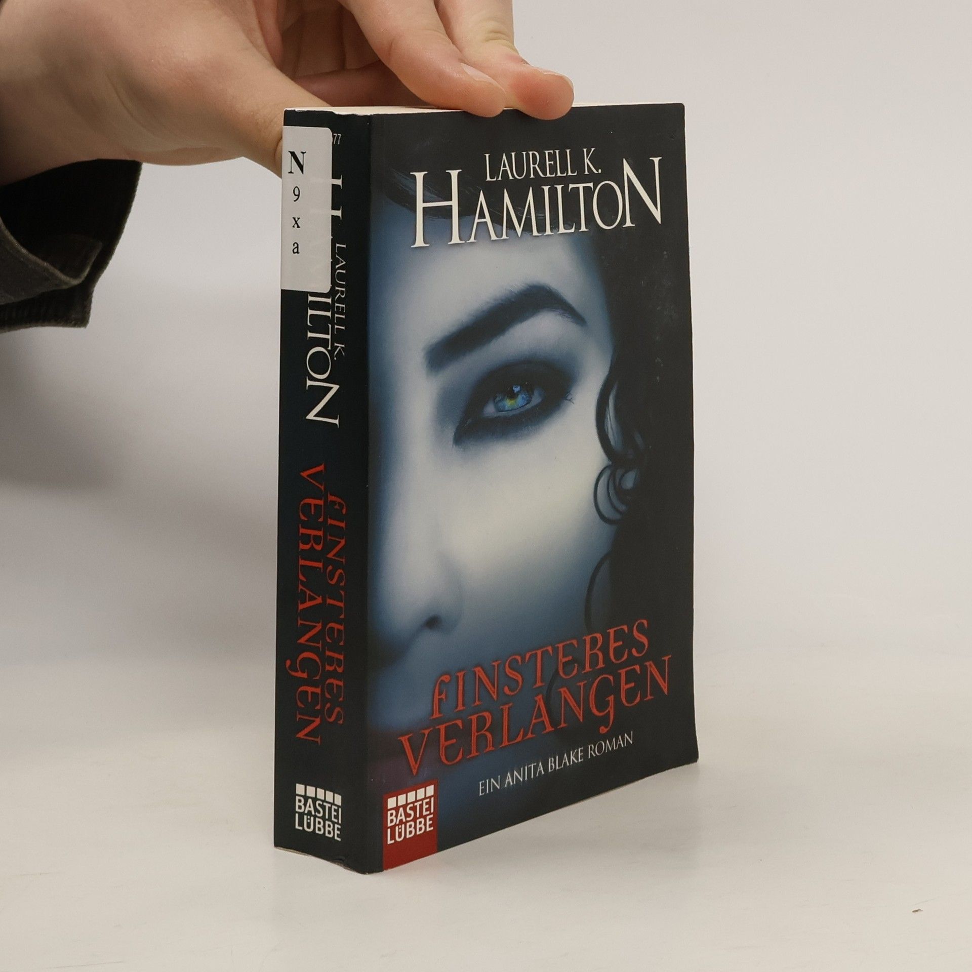Laurell Kaye Hamilton Finsteres Verlangen