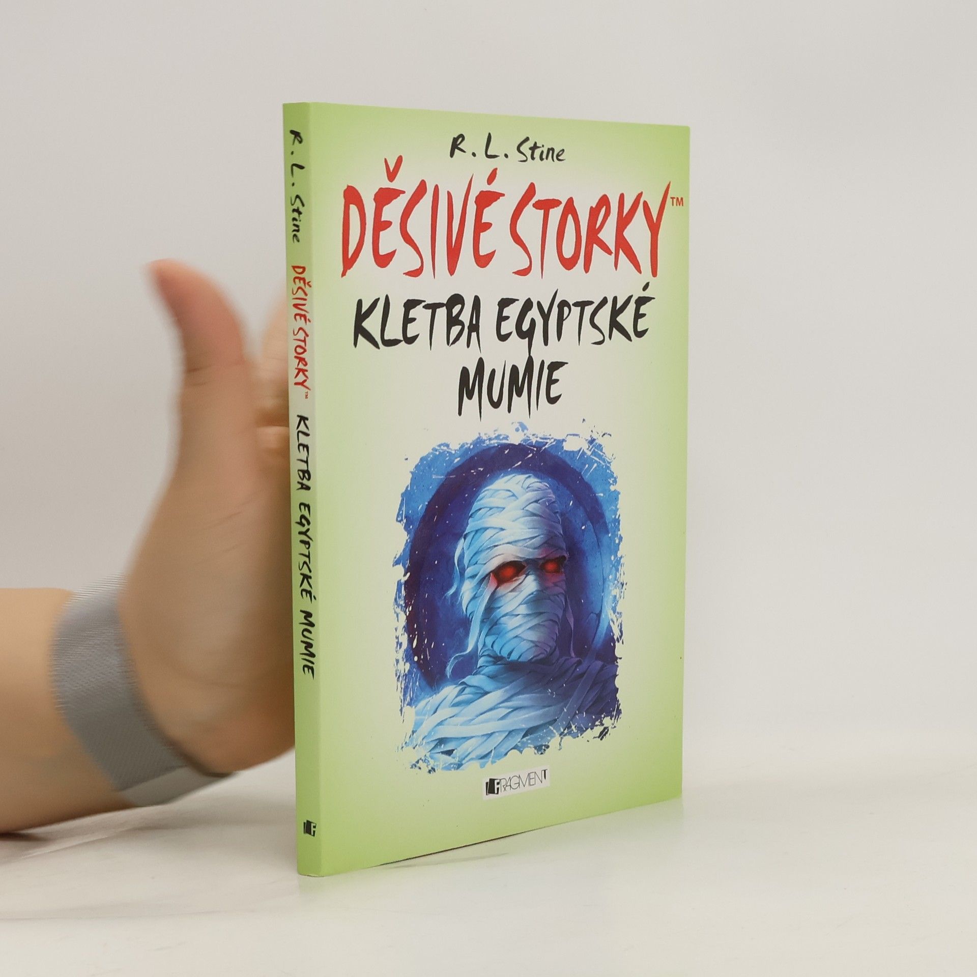 R. L. Stine Děsivé storky. Kletba egyptské mumie