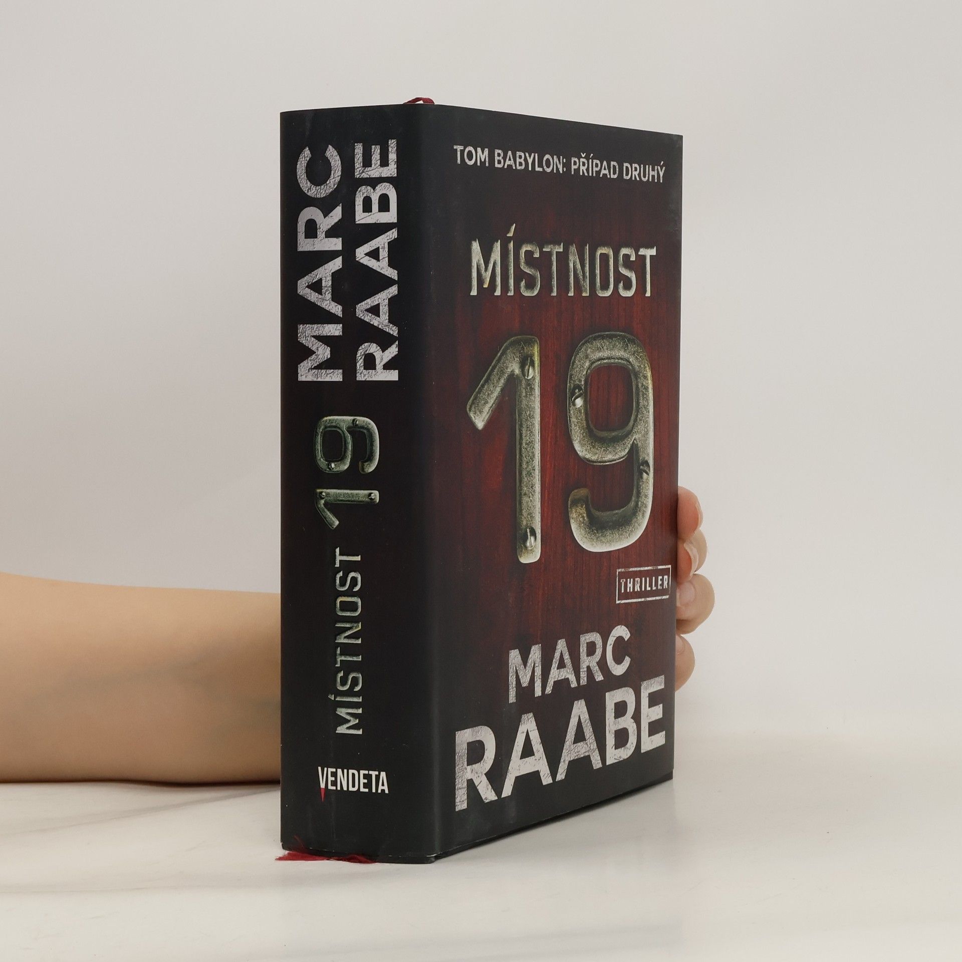 Marc Raabe Místnost 19