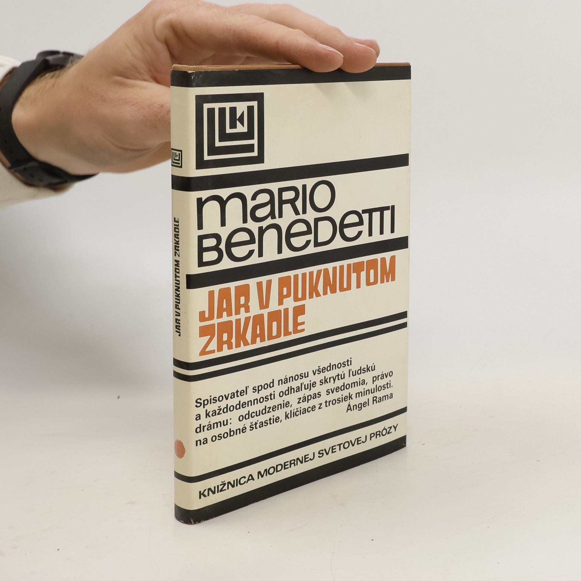 Mario Benedetti Jar v puknutom zrkadle