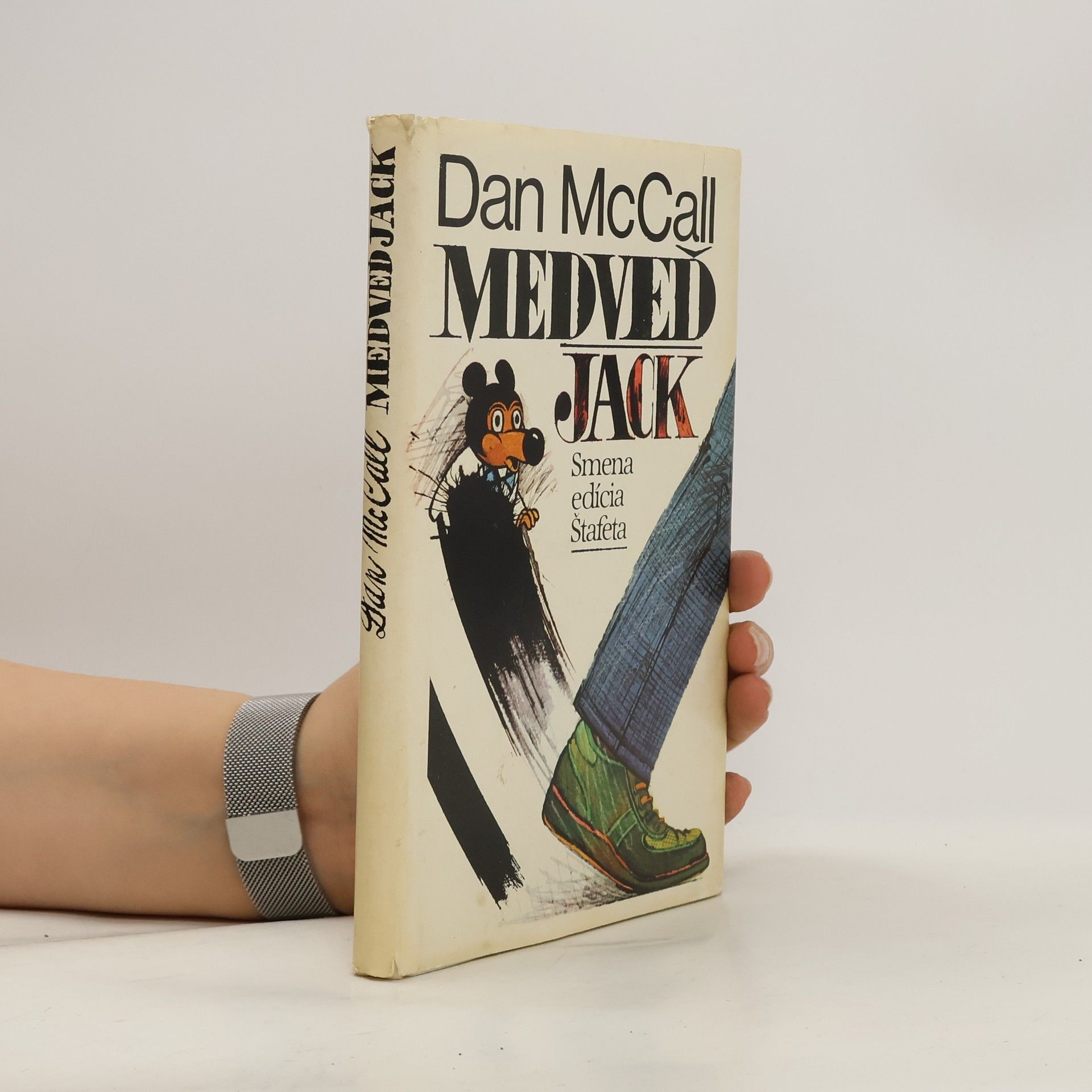 Dan McCall Medveď Jack