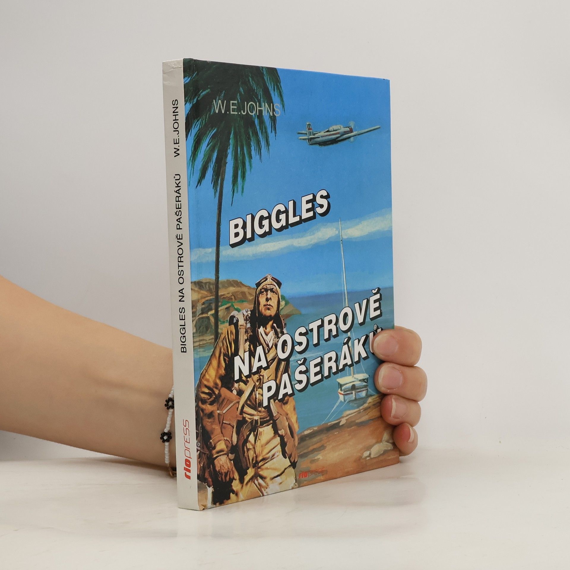 William Earl Johns Biggles na ostrově pašeráků