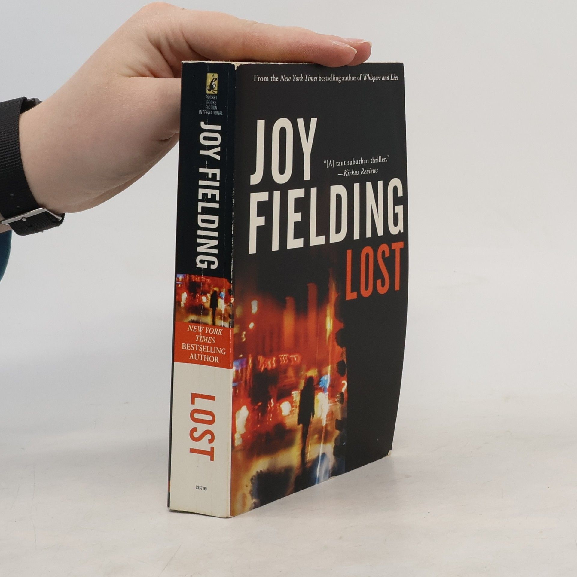Joy Fielding Lost