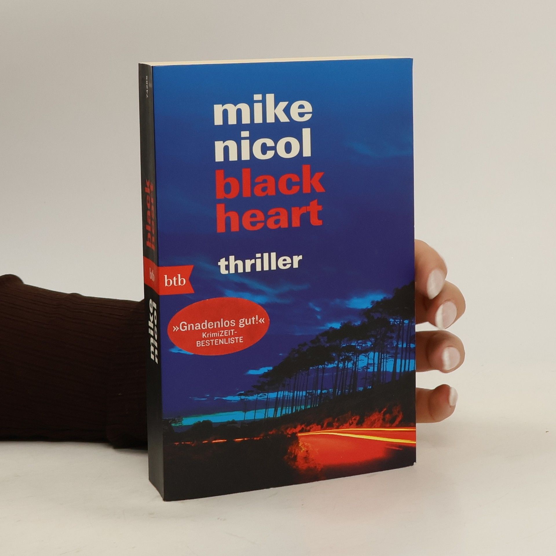 Mike Nicol Black heart