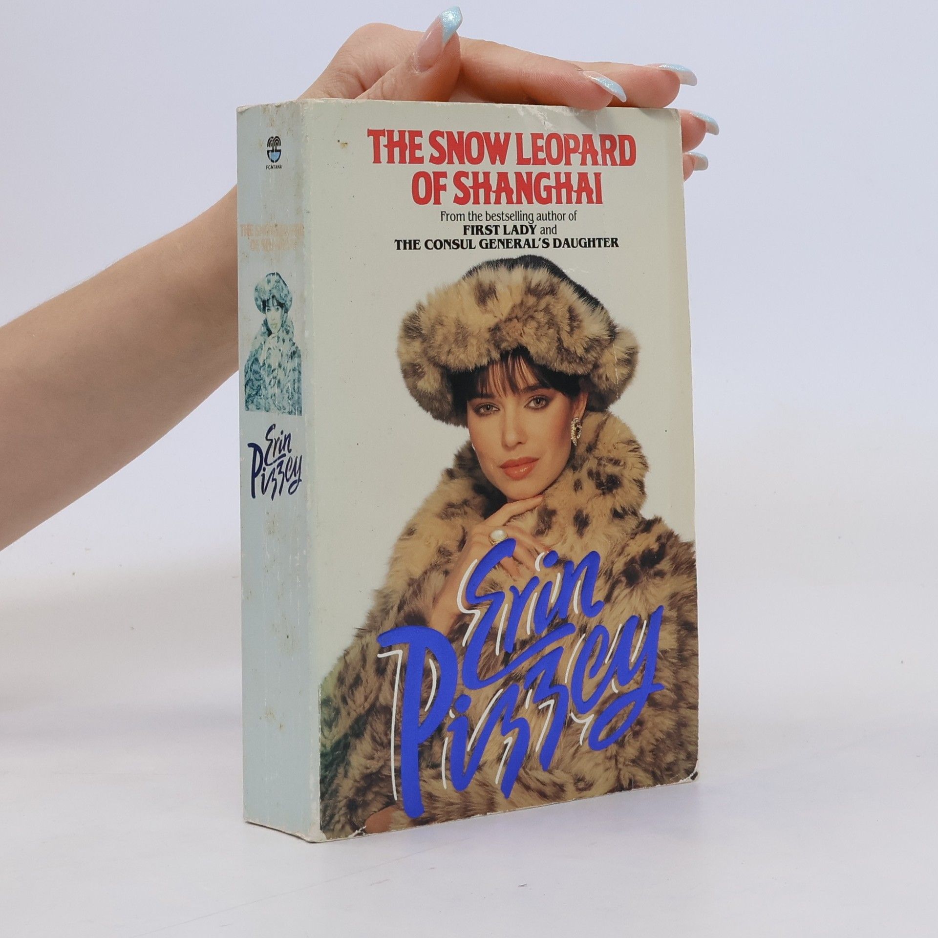 Erin Pizzey The Snow Leopard of Shanghai