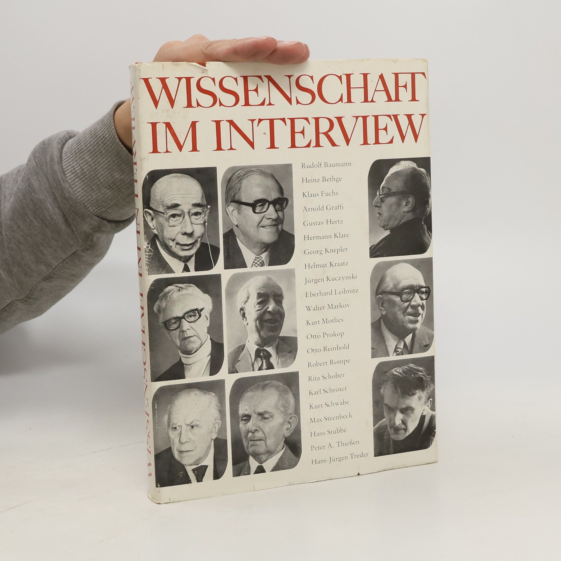 Collectif d'auteurs Wissenschaft im Interview
