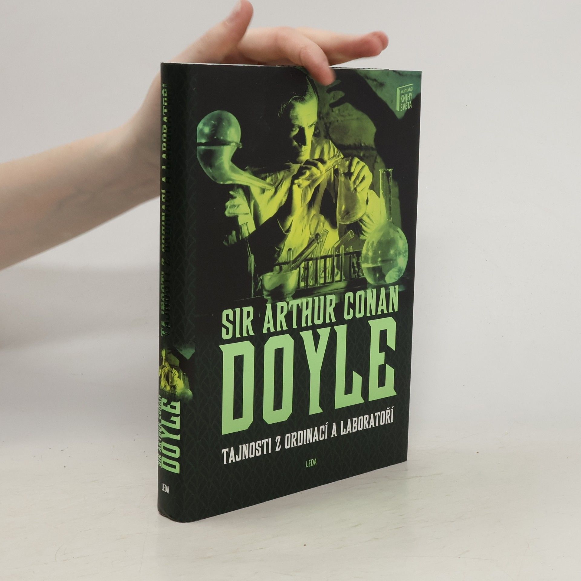 Arthur Conan Doyle Tajnosti z ordinací a laboratoří