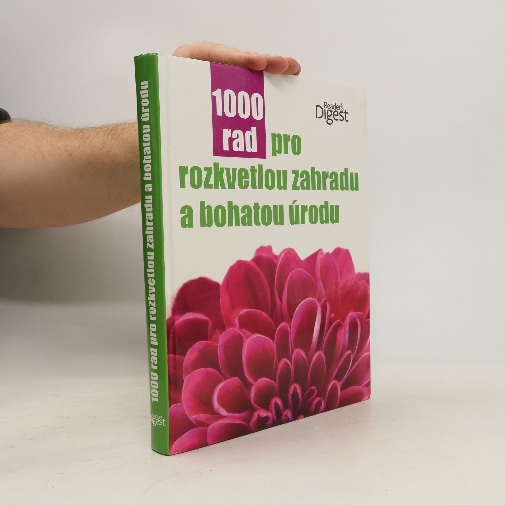 kolektiv 1000 rad pro rozkvetlou zahradu a bohatou úrodu