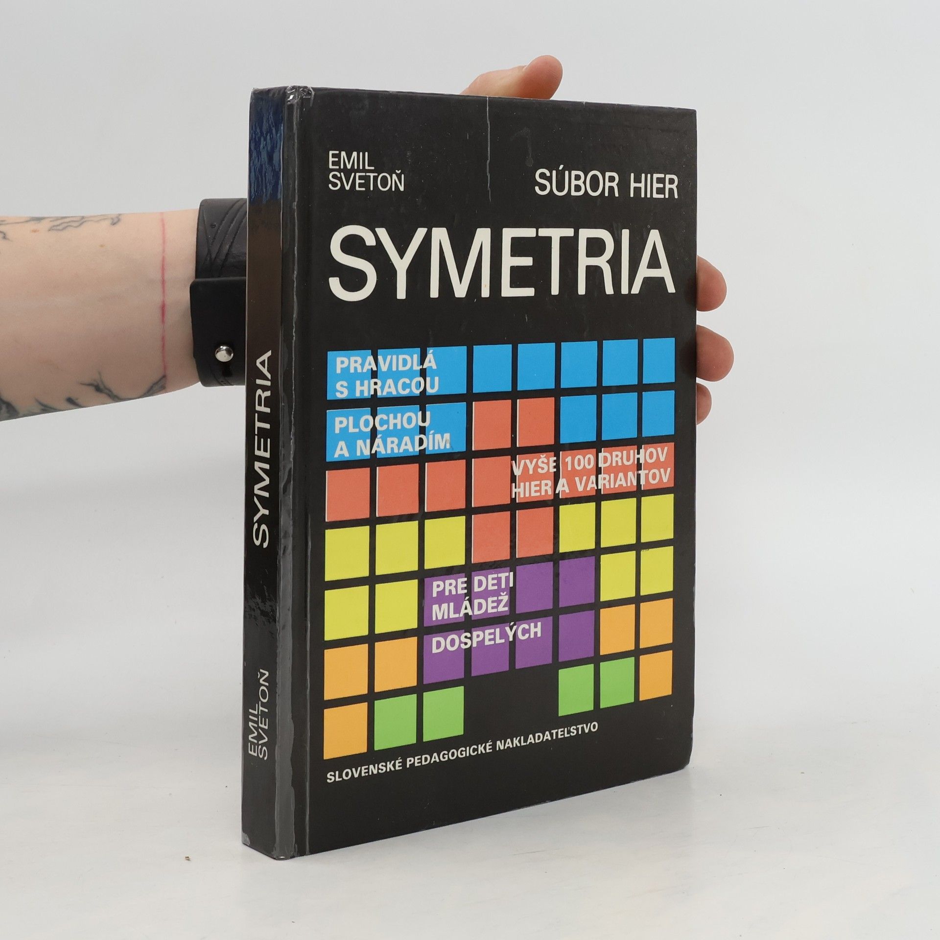 Emil Svetoň Symetria