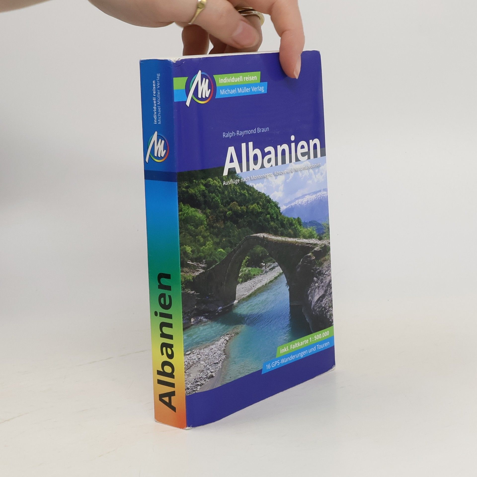 Ralph-Raymond Braun Albanien