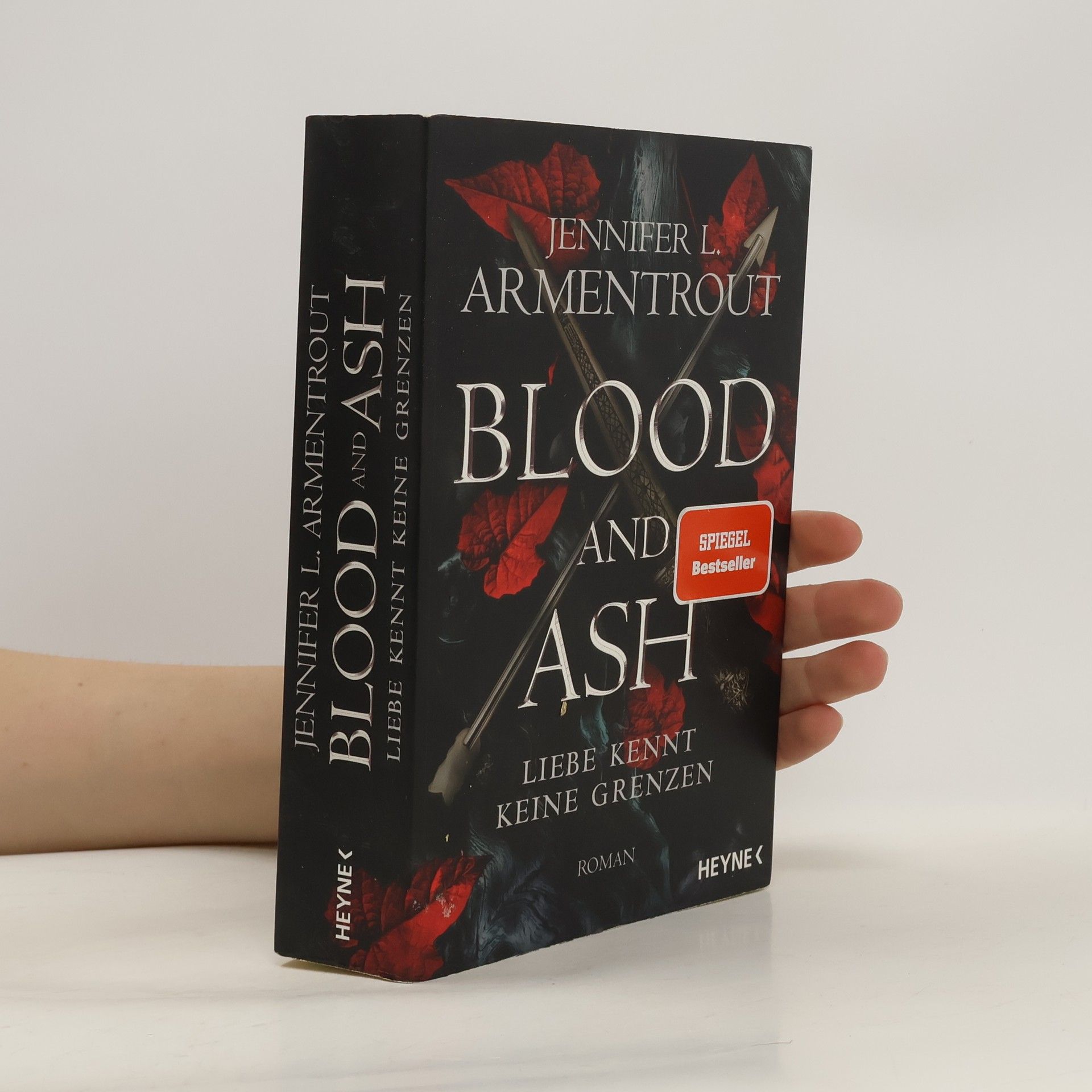 Jennifer Armentrout Blood and Ash. Liebe kennt keine Grenzen