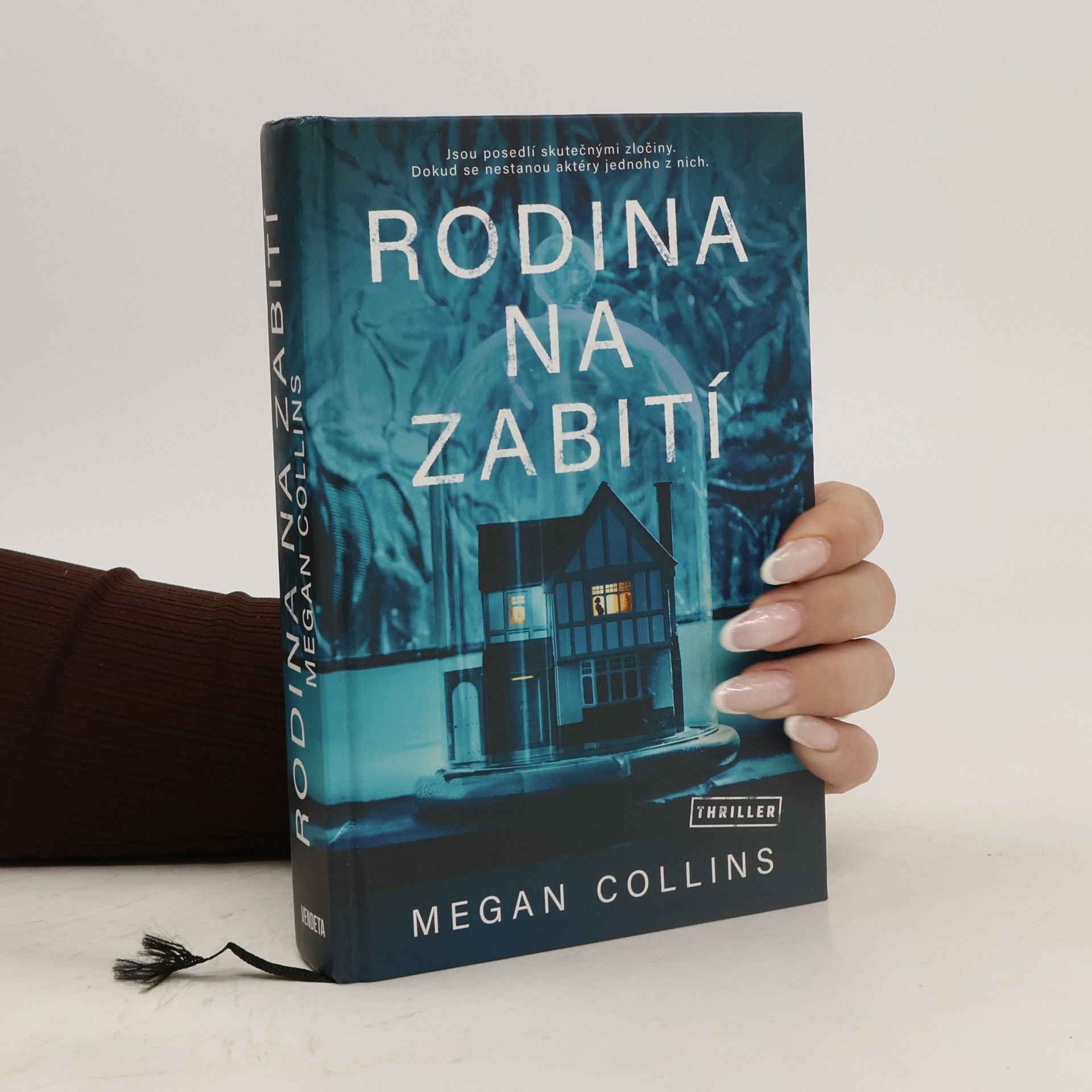 Megan Collins Rodina na zabití