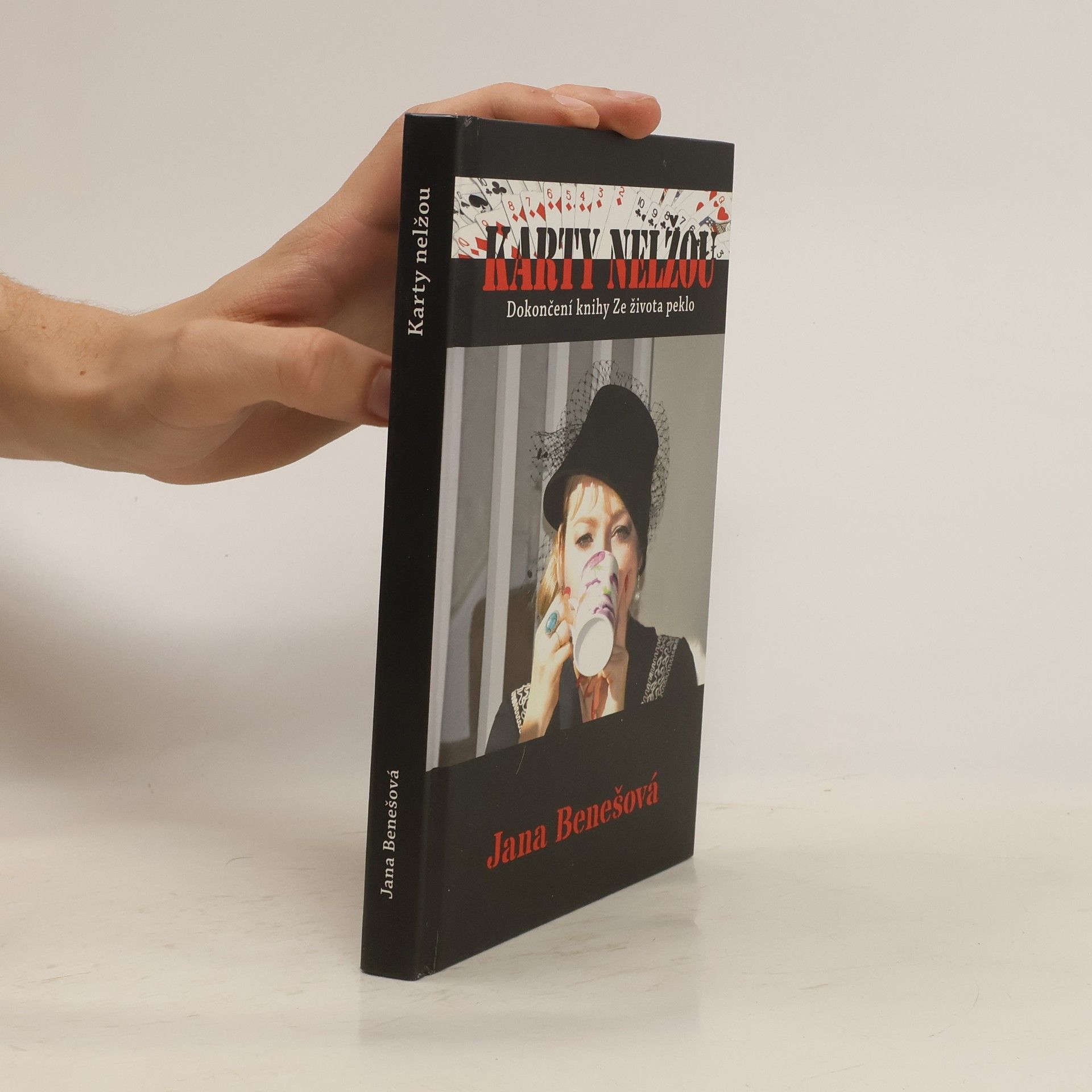 Karty nelžou - Dokončení knihy Ze života peklo