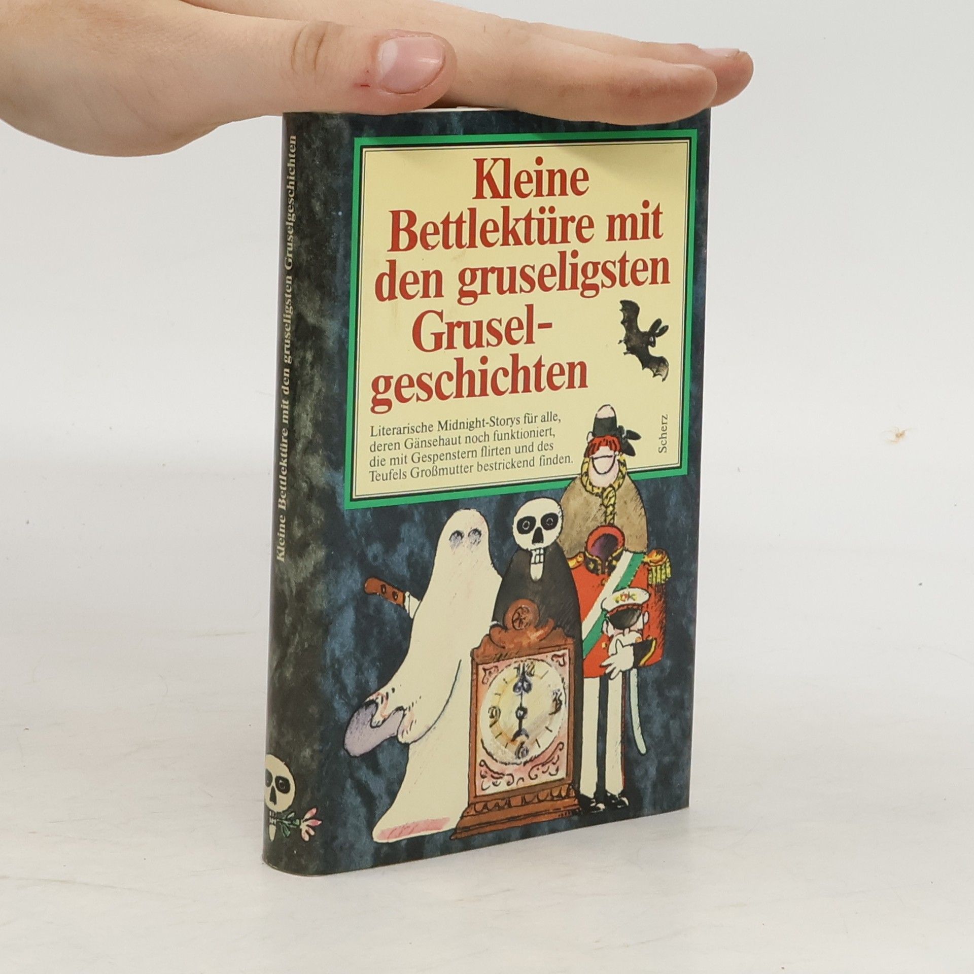 Collective Kleine Bettlektüre mit den gruseligsten Gruselgeschichten