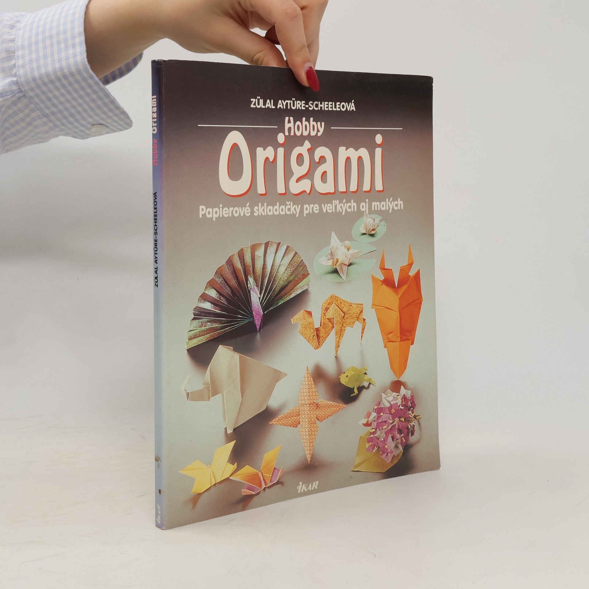 Zülal Aytüre Sheeleová Origami