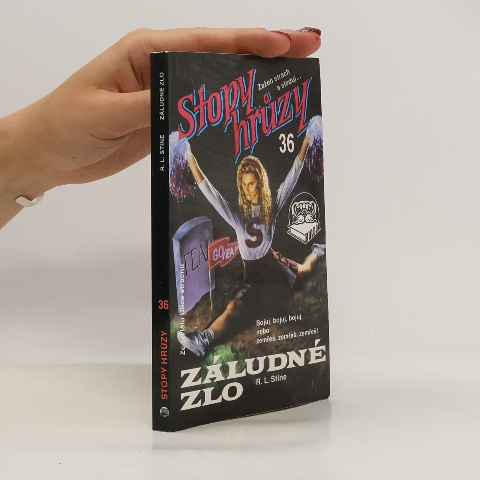 R. L. Stine Záludné zlo. Stopy hrůzy 36