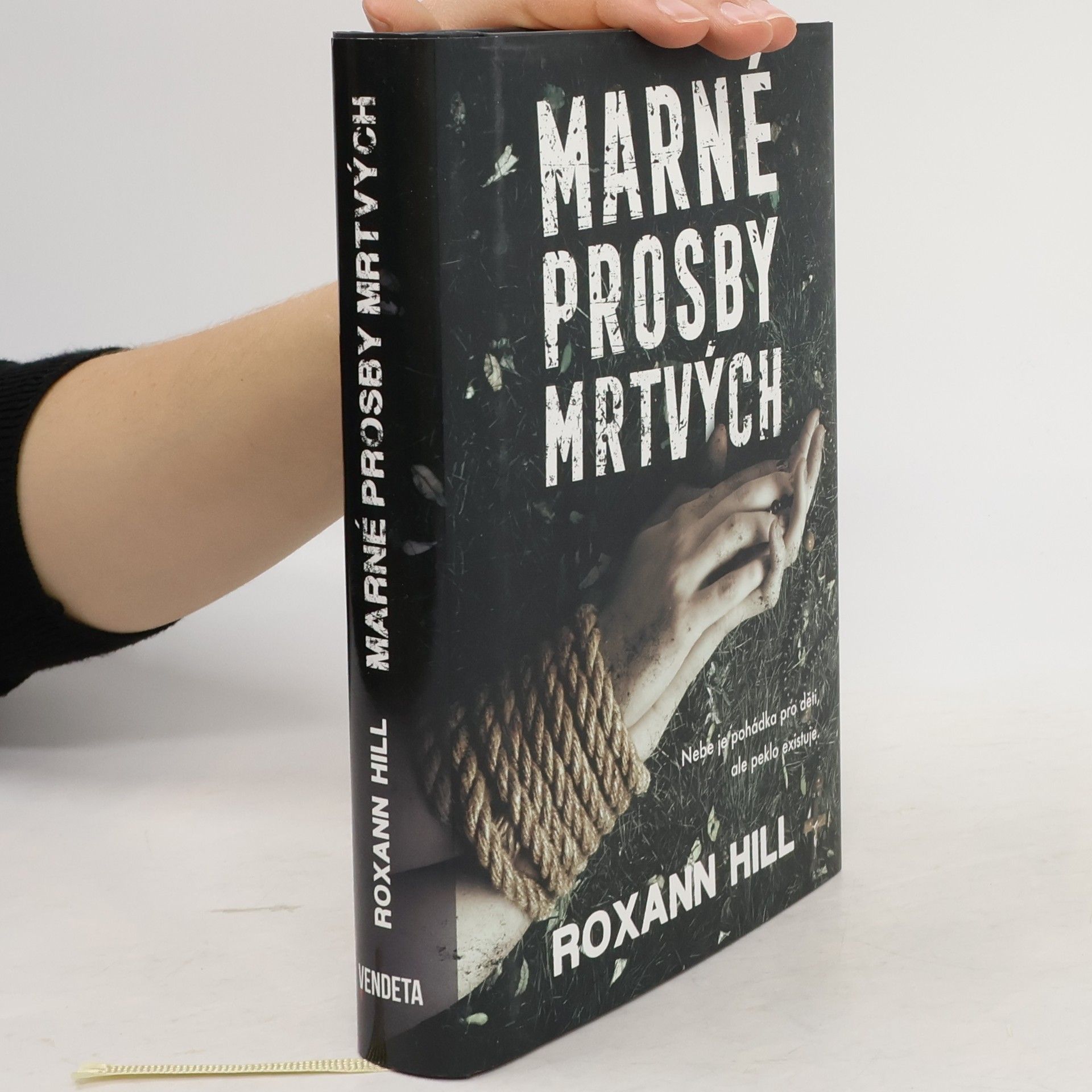 Roxann Hill Marné prosby mrtvých
