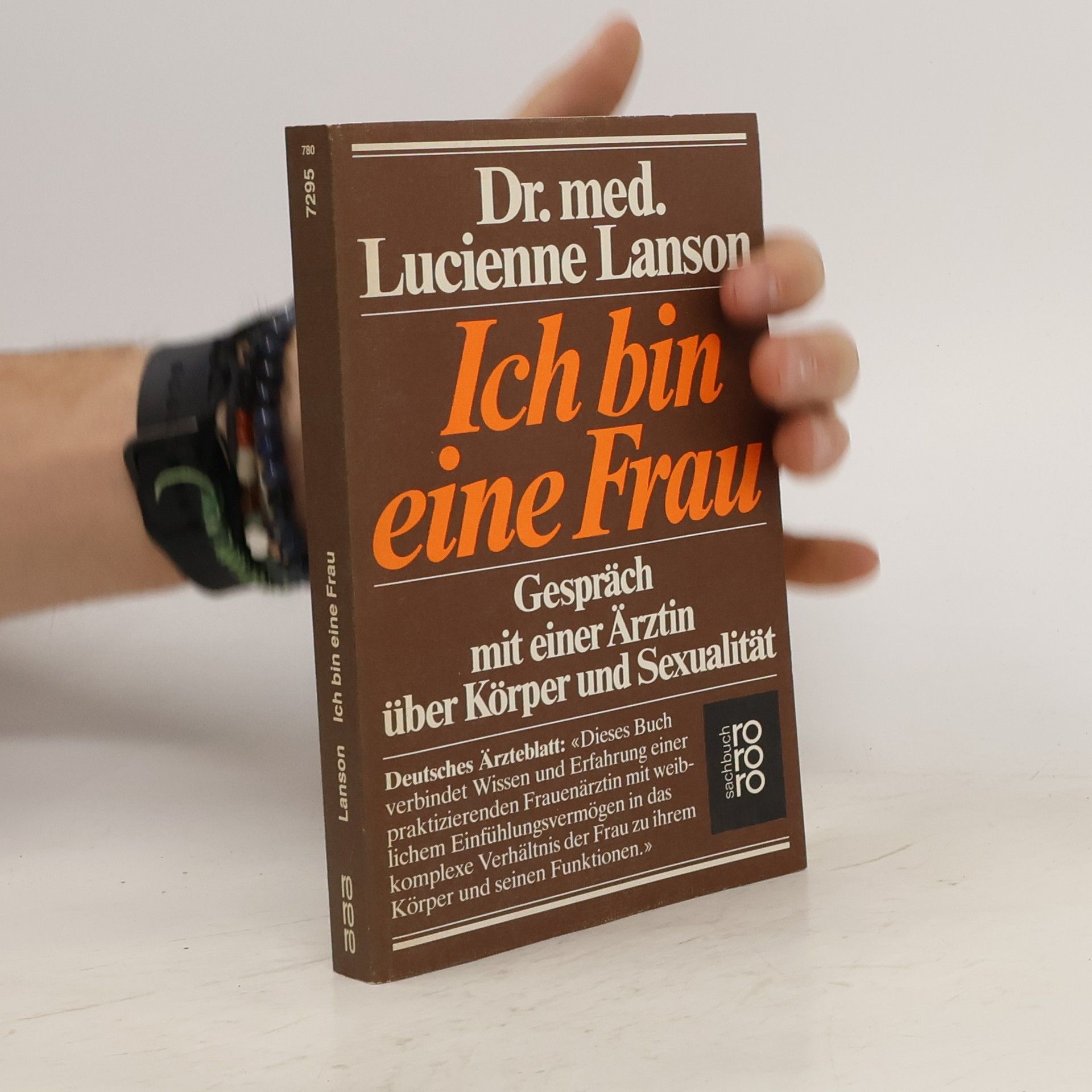 Lucienne Lanson Ich bin eine Frau