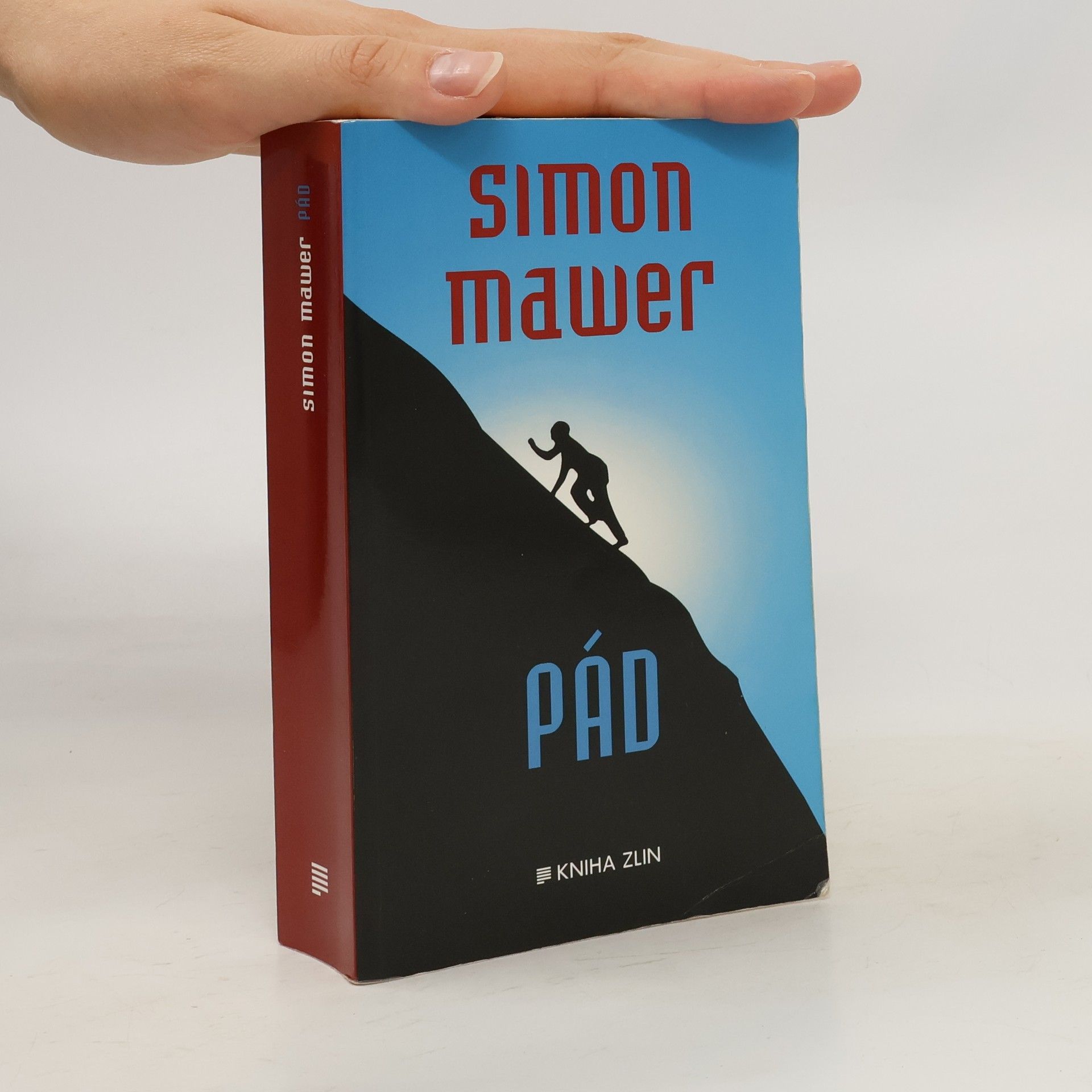 Simon Mawer Pád