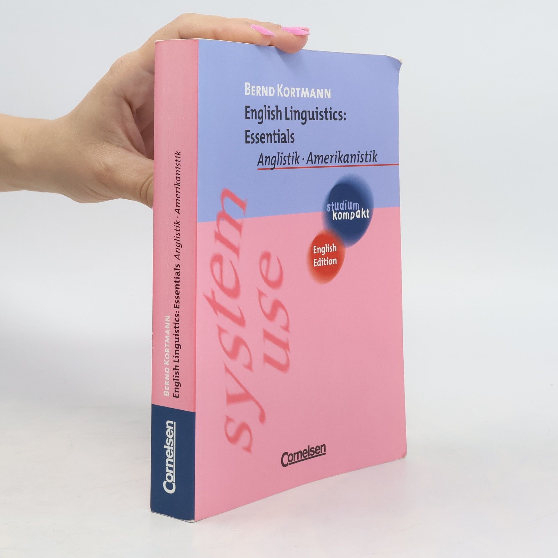 Bernd Kortmann English linguistics : essentials