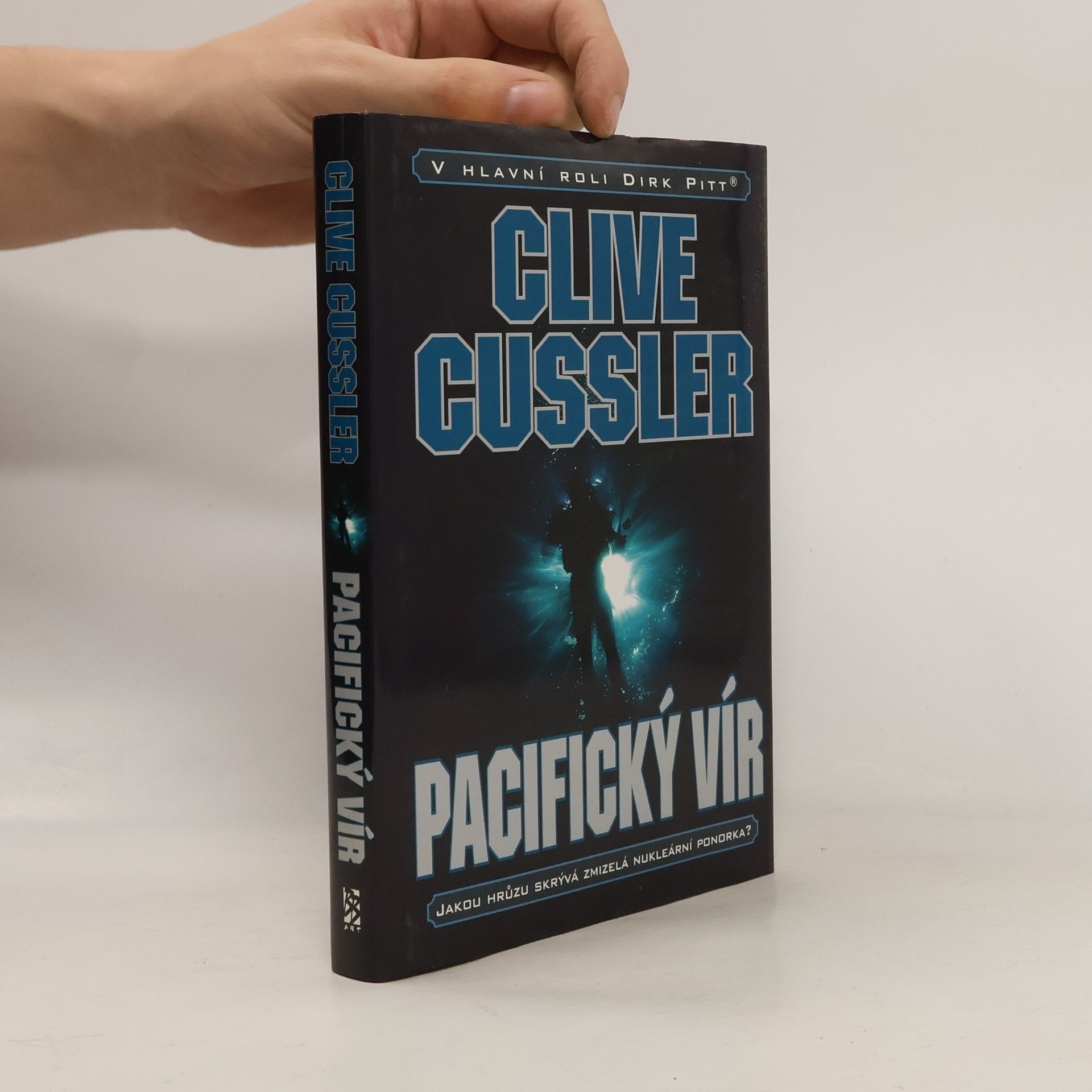 Clive Cussler Pacifický vír