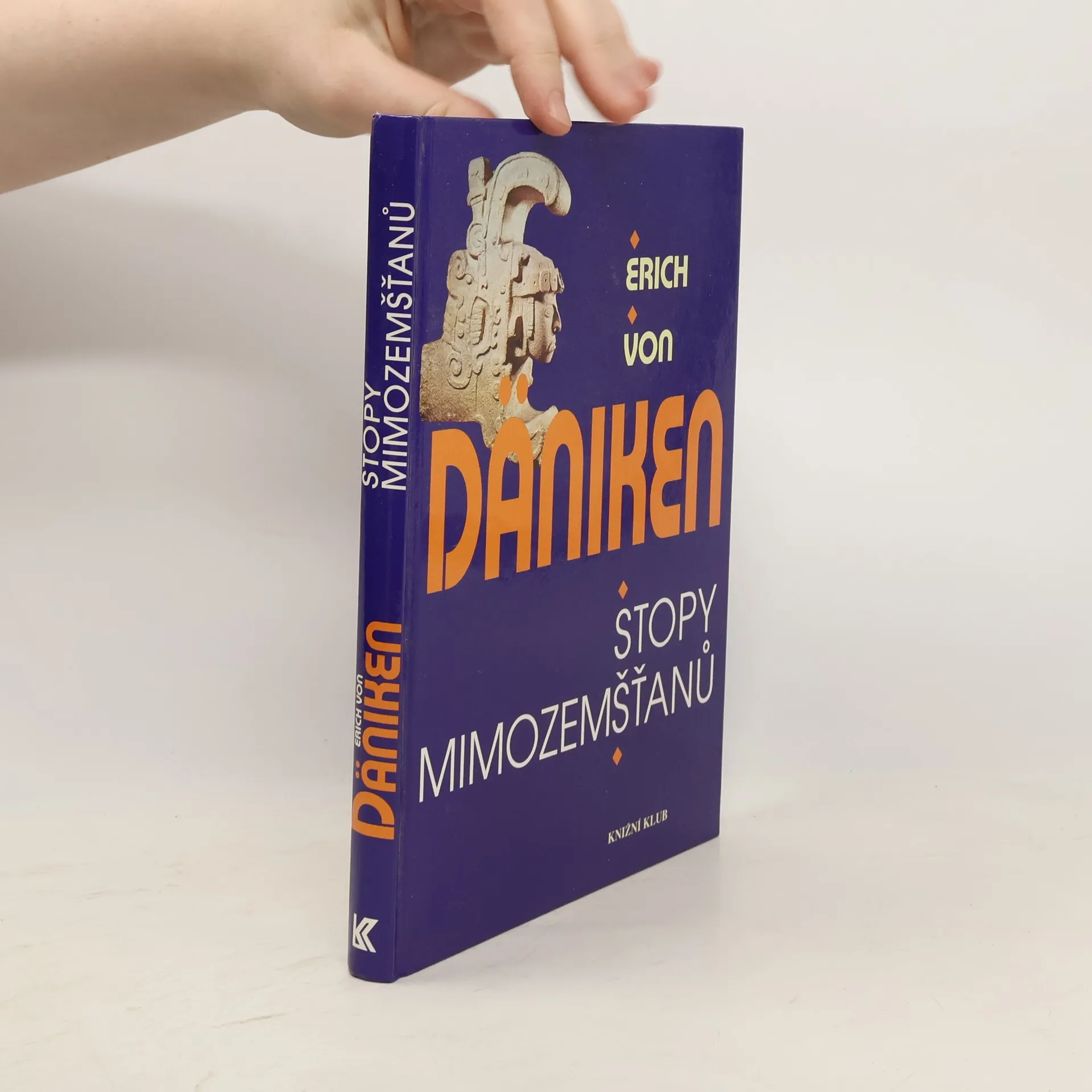 Stopy mimozemšťanů | Kniha | pevná | Erich von Däniken | CS