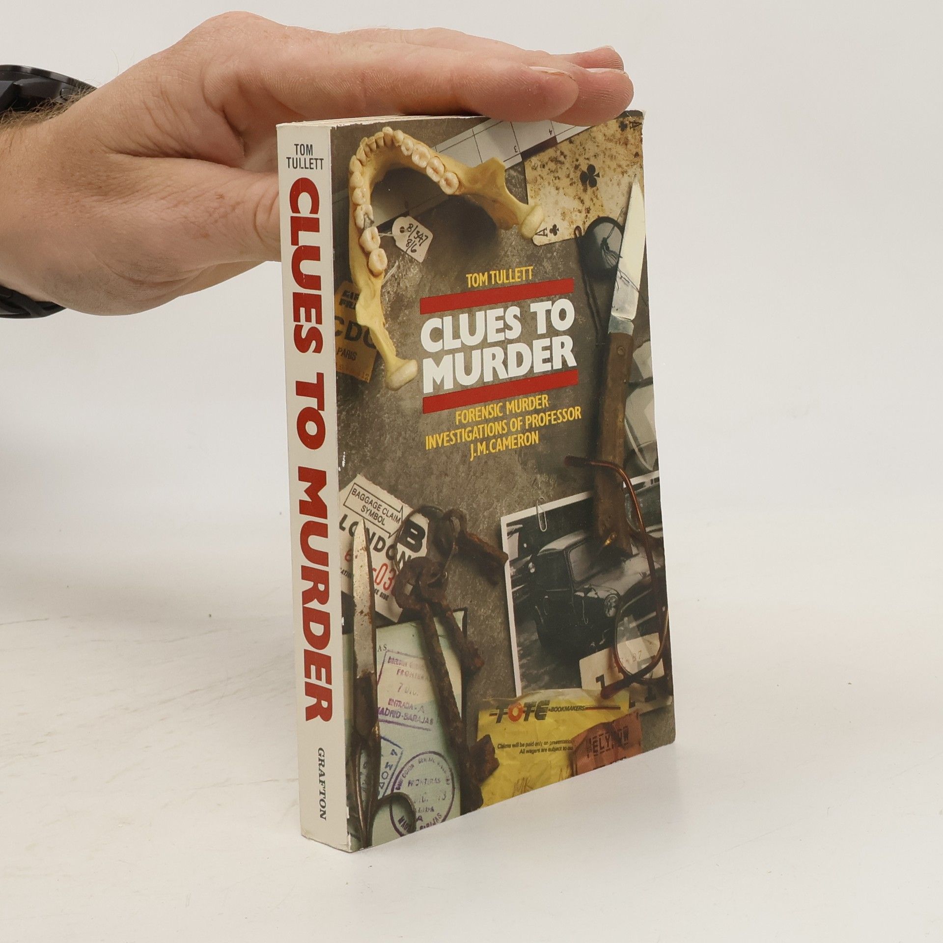 Tom Tullett Clues to Murder